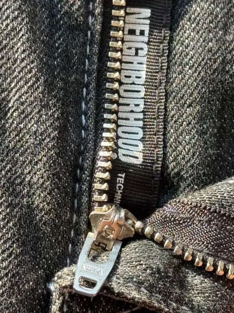 Neighborhood Neighborhood size M jeans Size US 27 - 7 Thumbnail