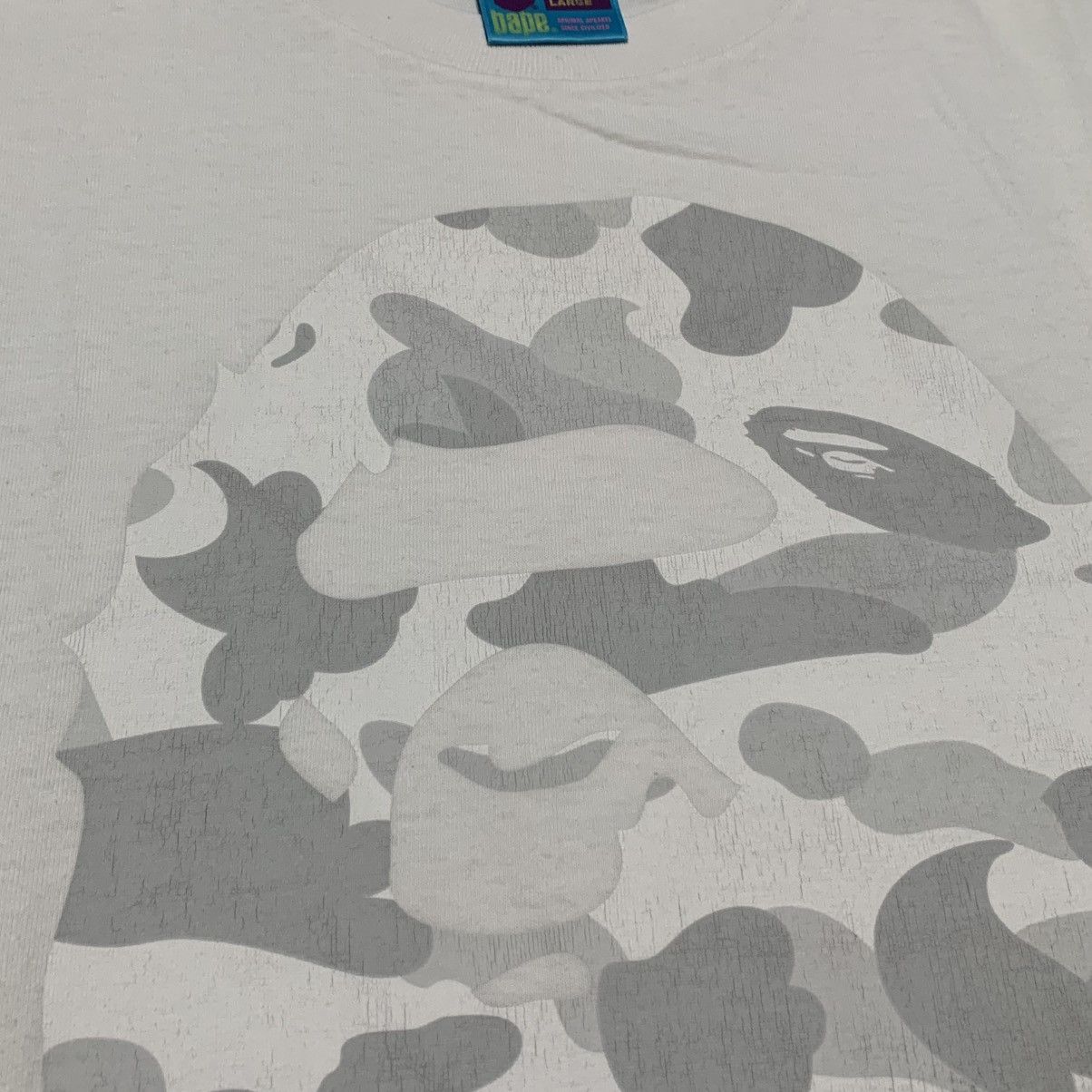 Bape Bape Large Big Ape Head Camo White Tee A Bathing Ape Vintage Size US L / EU 52-54 / 3 - 4 Thumbnail