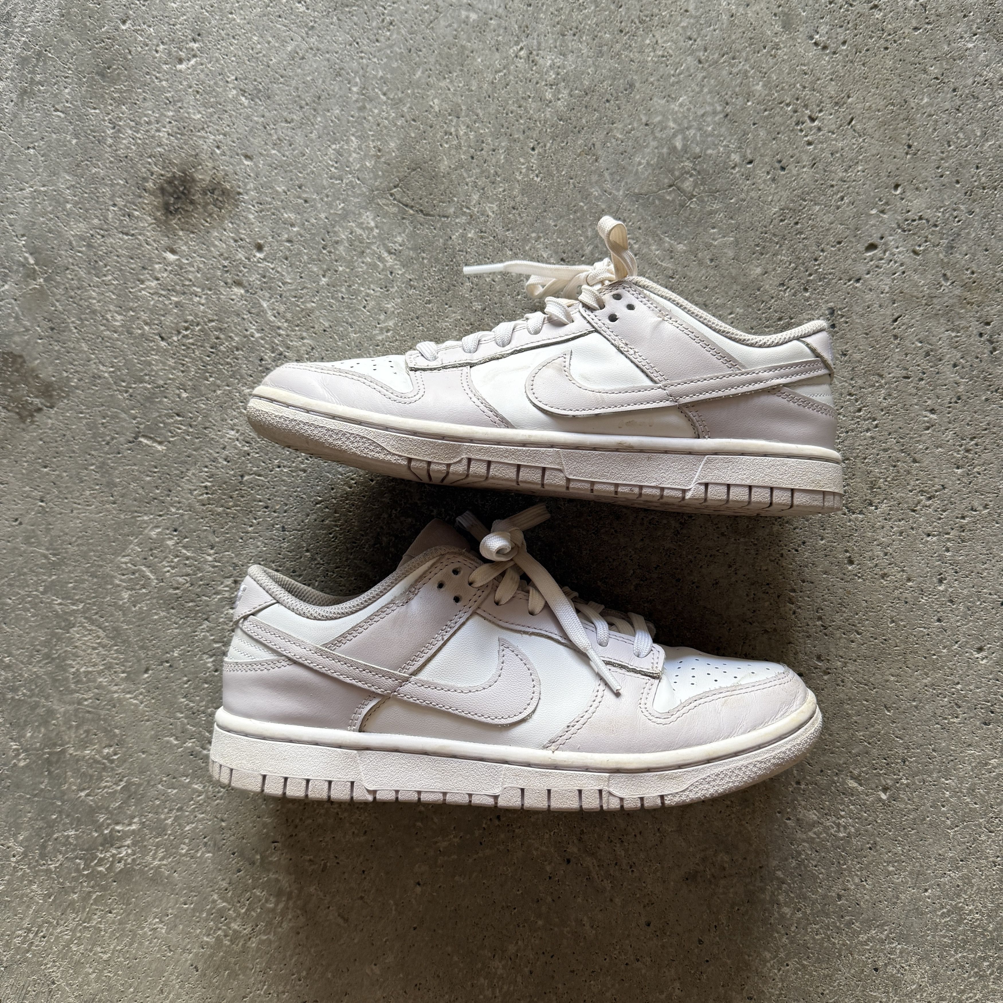 Nike y2k nike pink dunk low sneakers Size US 7 / IT 37 - 1 Thumbnail