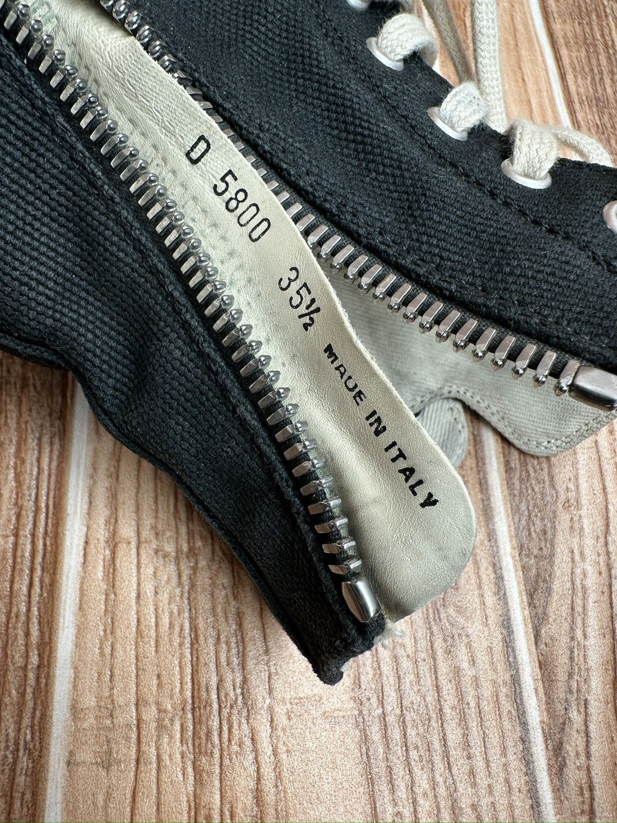 Rick Owens Rick Owens DRKSHDW Canvas Ramones High Tops Size US 6 / IT 36 - 13 Thumbnail