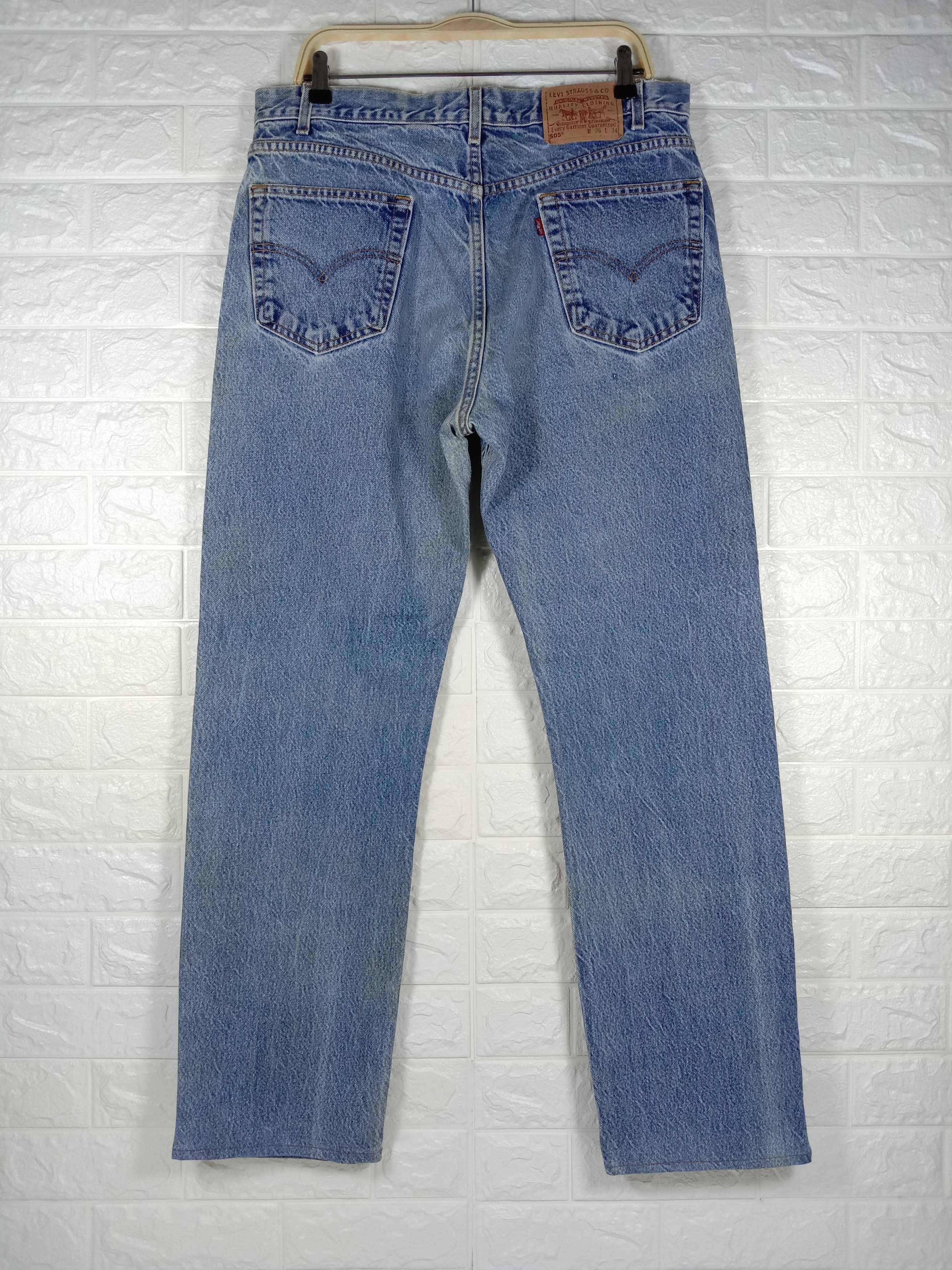 Levi's Vintage Levi’s 505 Jeans Blue Wash Regular Fit Denim Size US 36 / EU 52 - 5 Thumbnail