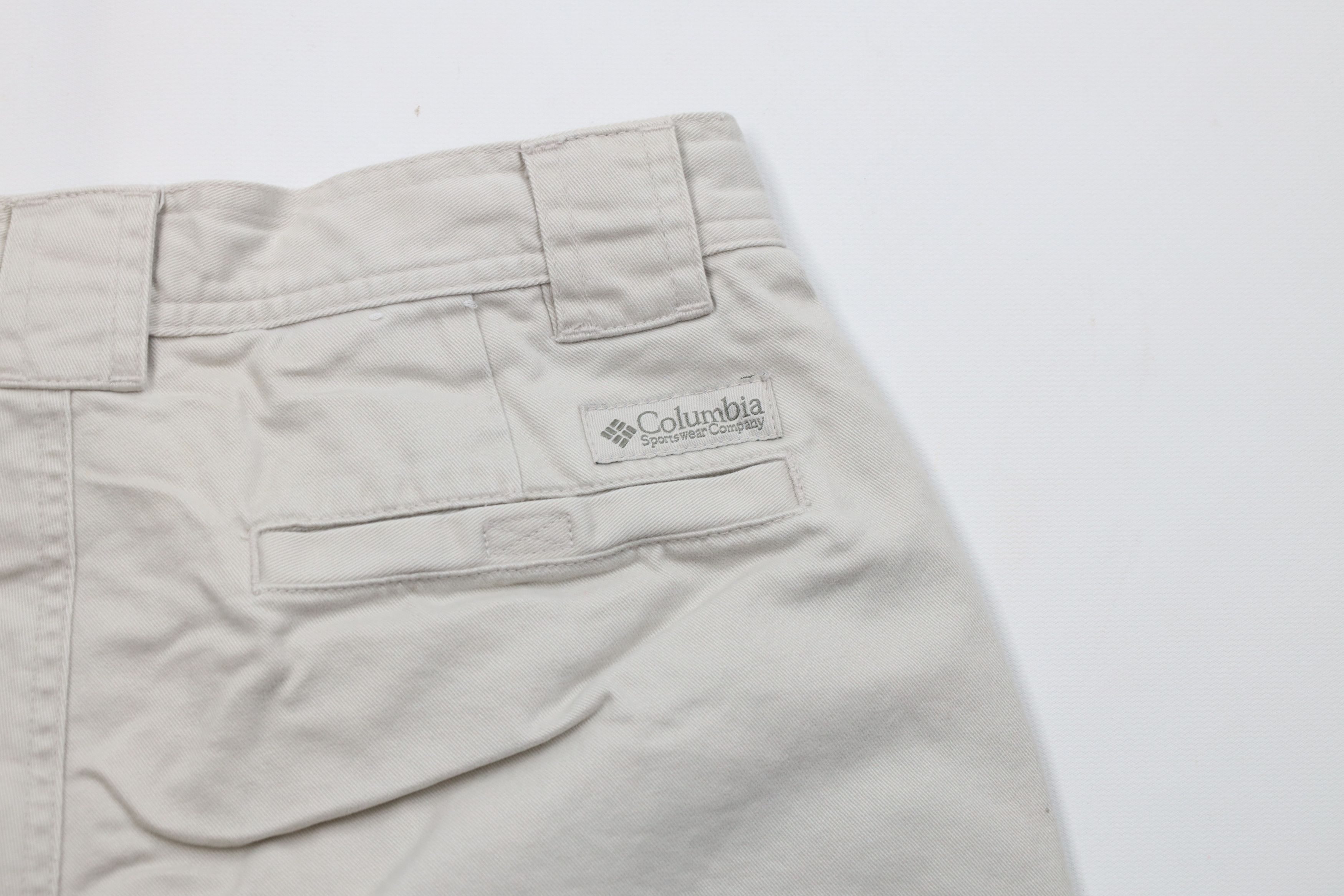 Columbia Vintage 90s Columbia Trekking Cargo Shorts Beige Cotton Size US 30 / EU 46 - 9 Thumbnail