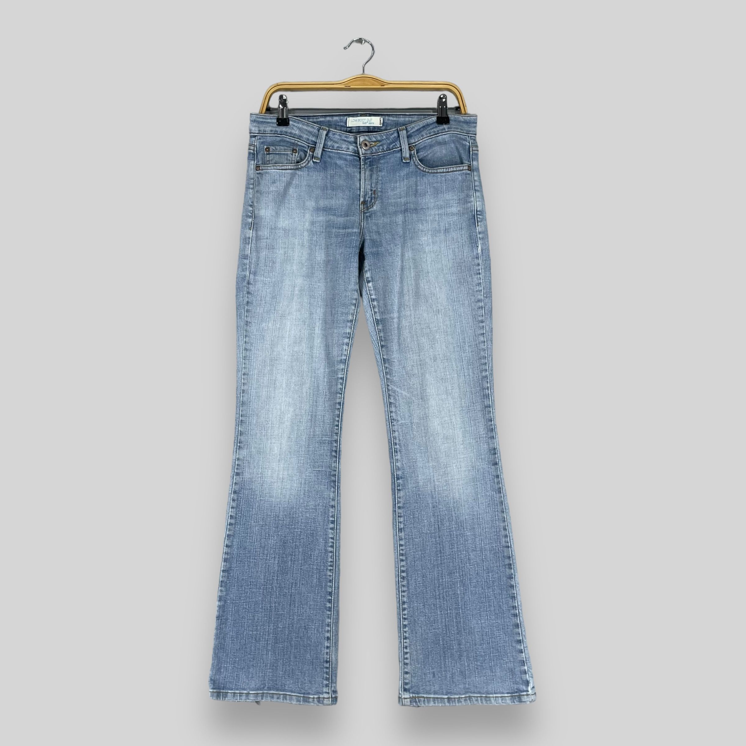 W31 L31 Vintage Levis 545 Distressed Low Bootcut Jeans