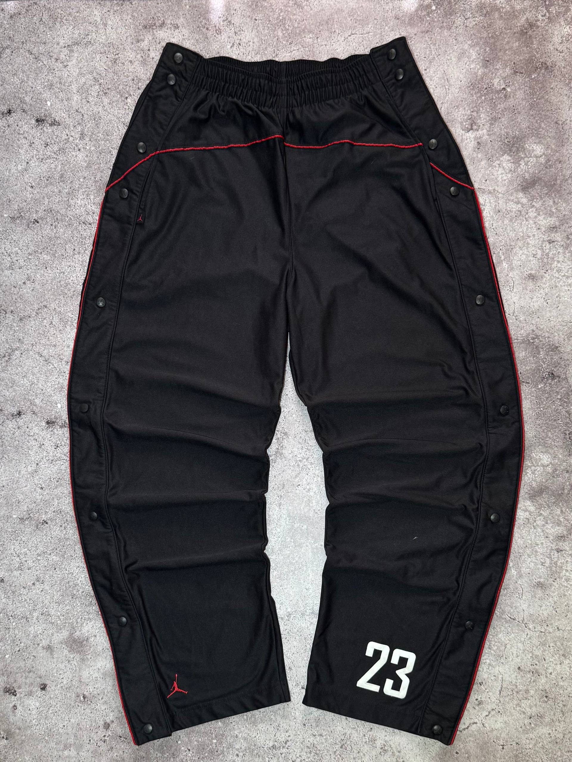 Jordan Brand Vintage Jordan 23 Streetwear y2k Casual Drill Pants Size US 36 / EU 52 - 1 Thumbnail