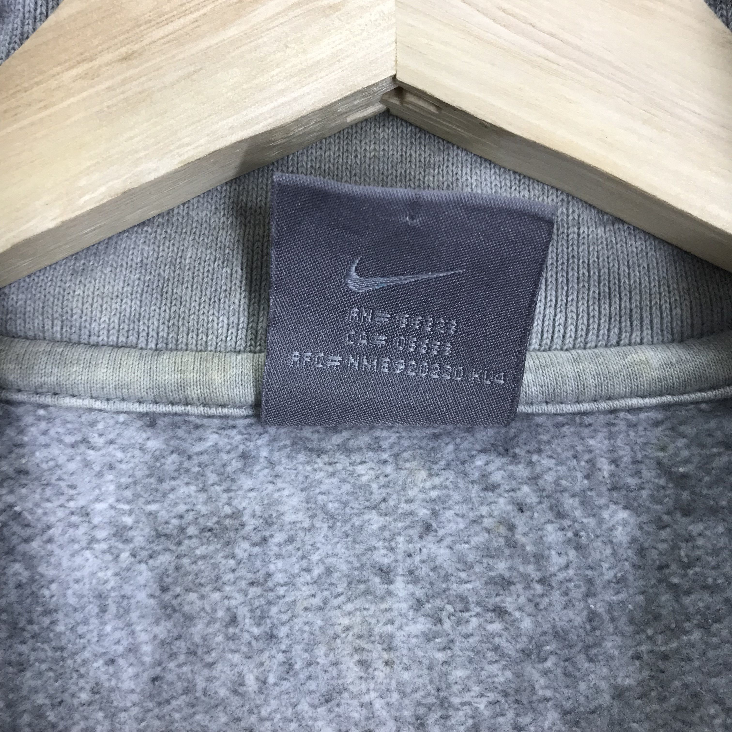 Nike Vintage Nike Swoosh Training Gray - 134 Size US M / EU 48-50 / 2 - 6 Thumbnail