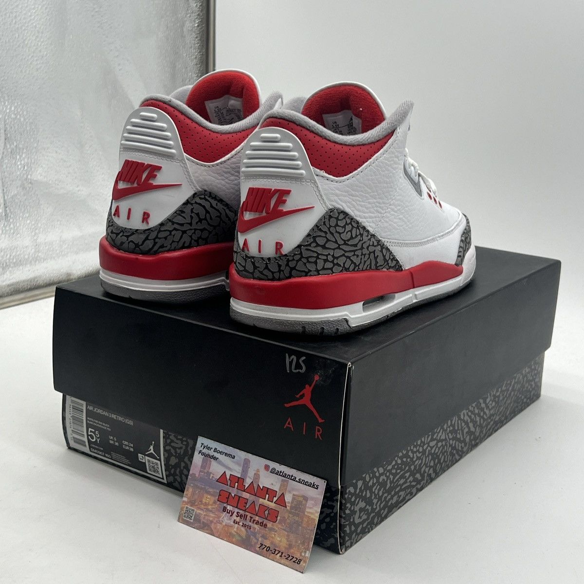 Jordan Brand Air Jordan 3 fire red Size US 5.5 / EU 38 - 5 Thumbnail