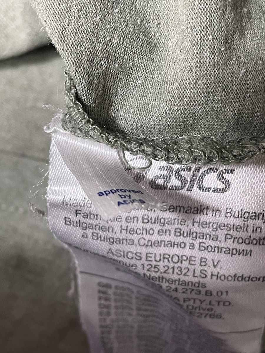 Asics 🔥Offers🔥Asics Vintage Y2K Tee Center Logo Outdoor Life Size US M / EU 48-50 / 2 - 5 Thumbnail