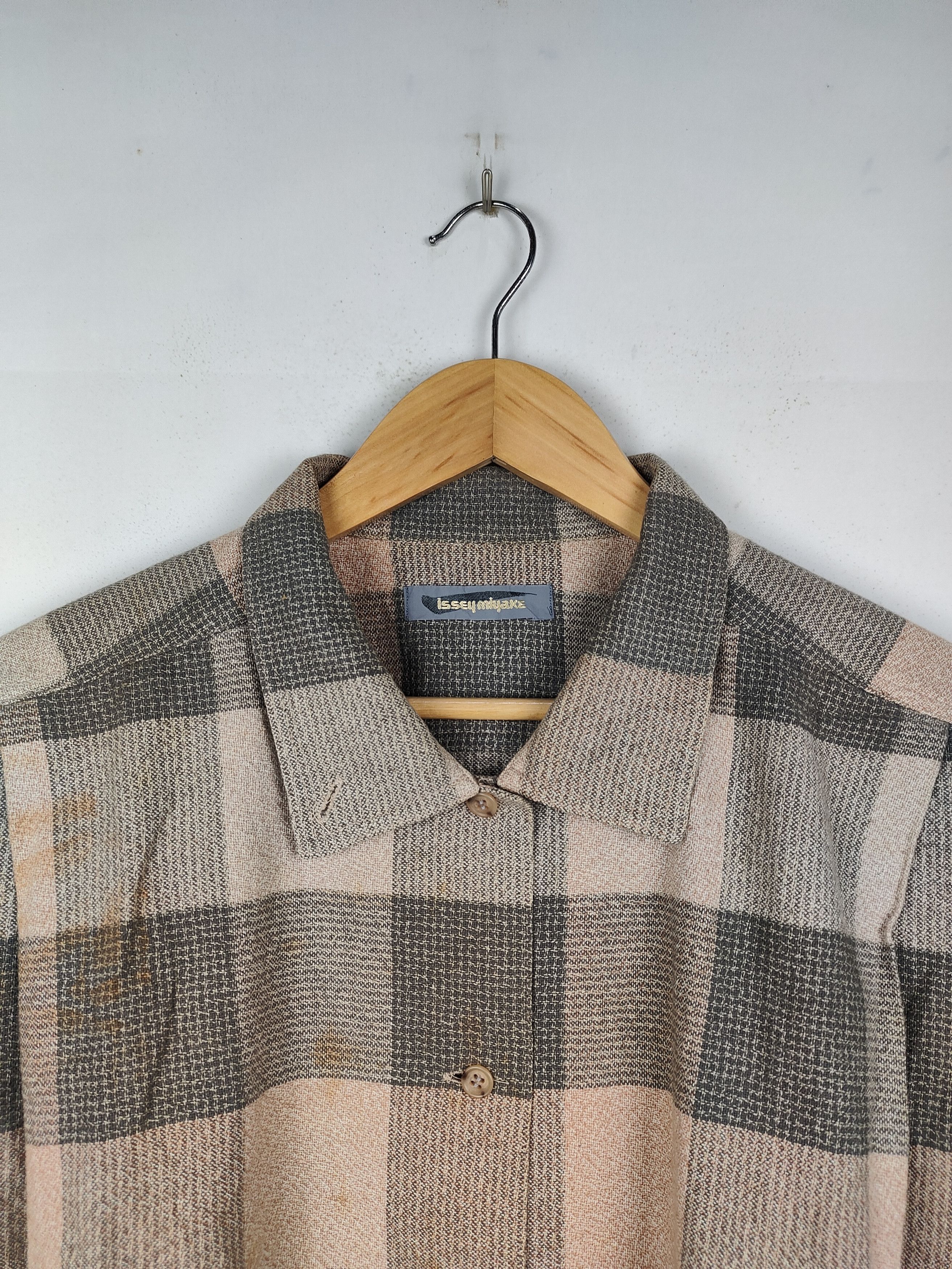 Issey Miyake Vintage 80s Issey Miyake Oversized button-up flannel shirt Size US M / EU 48-50 / 2 - 2 Thumbnail