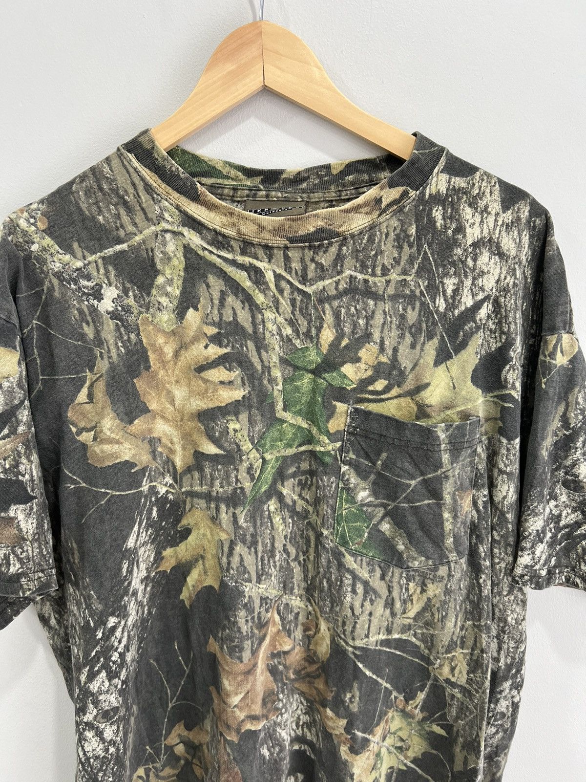 Vintage Vintage Camo Real Tree tee shirt mossy oak Size US L / EU 52-54 / 3 - 2 Thumbnail