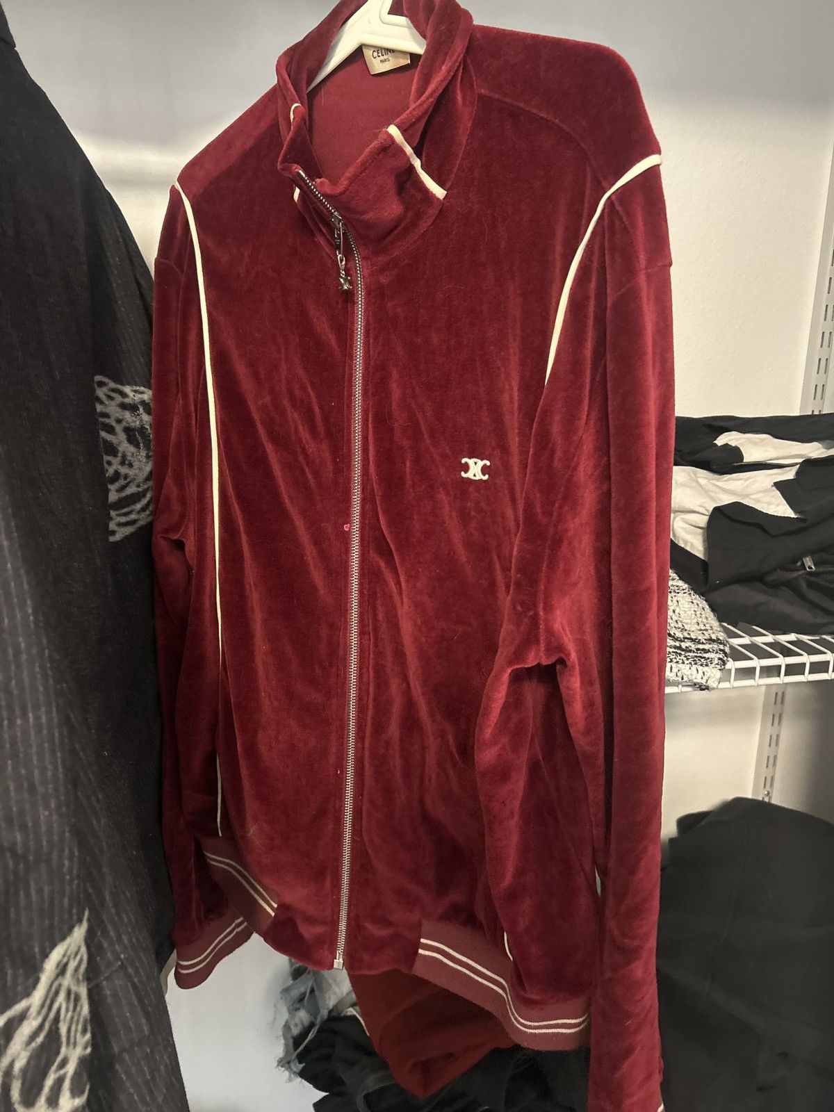 Celine Celine red velvet jacket Size US M / EU 48-50 / 2 - 1 Thumbnail
