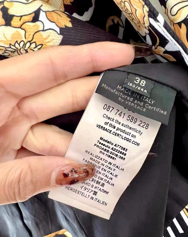 Versace Versace Baroque style suit top coat Size S / US 4 / IT 40 - 6 Thumbnail