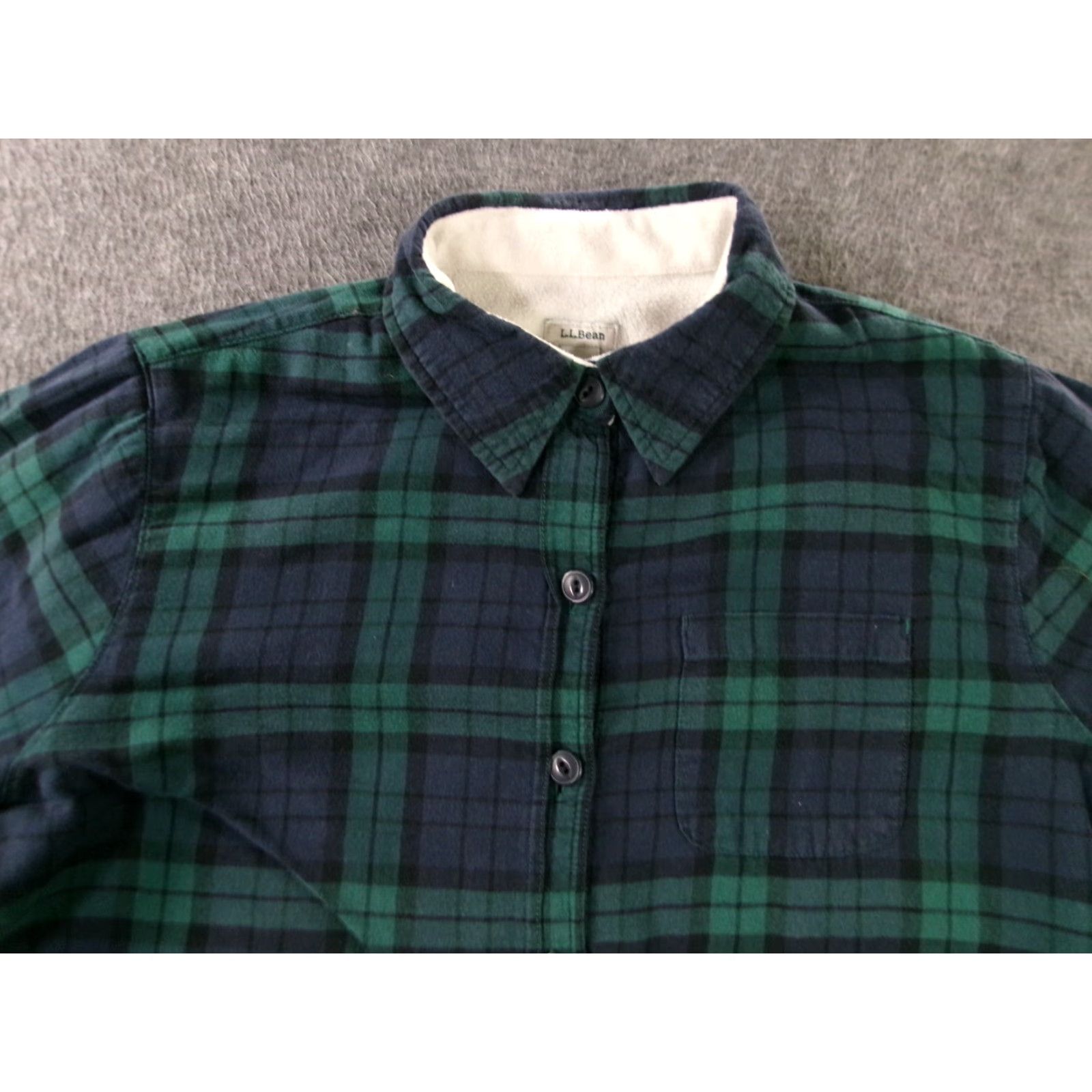 Vintage L.L. Bean Vintage Plaid Flannel Shirt Women Small Green Red Long Sleeve Button-Up Outdoor Casual 80s 90s Size S / US 4 / IT 40 - 2 Thumbnail