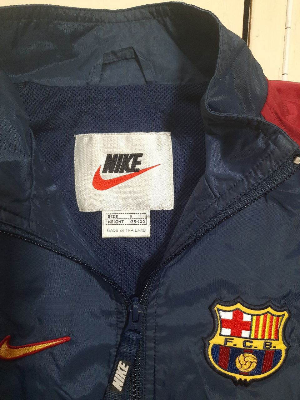 Nike × Vintage Nike Barcelona FC Windbreaker Vintage size kids S Size US XXS / EU 40 - 5 Thumbnail