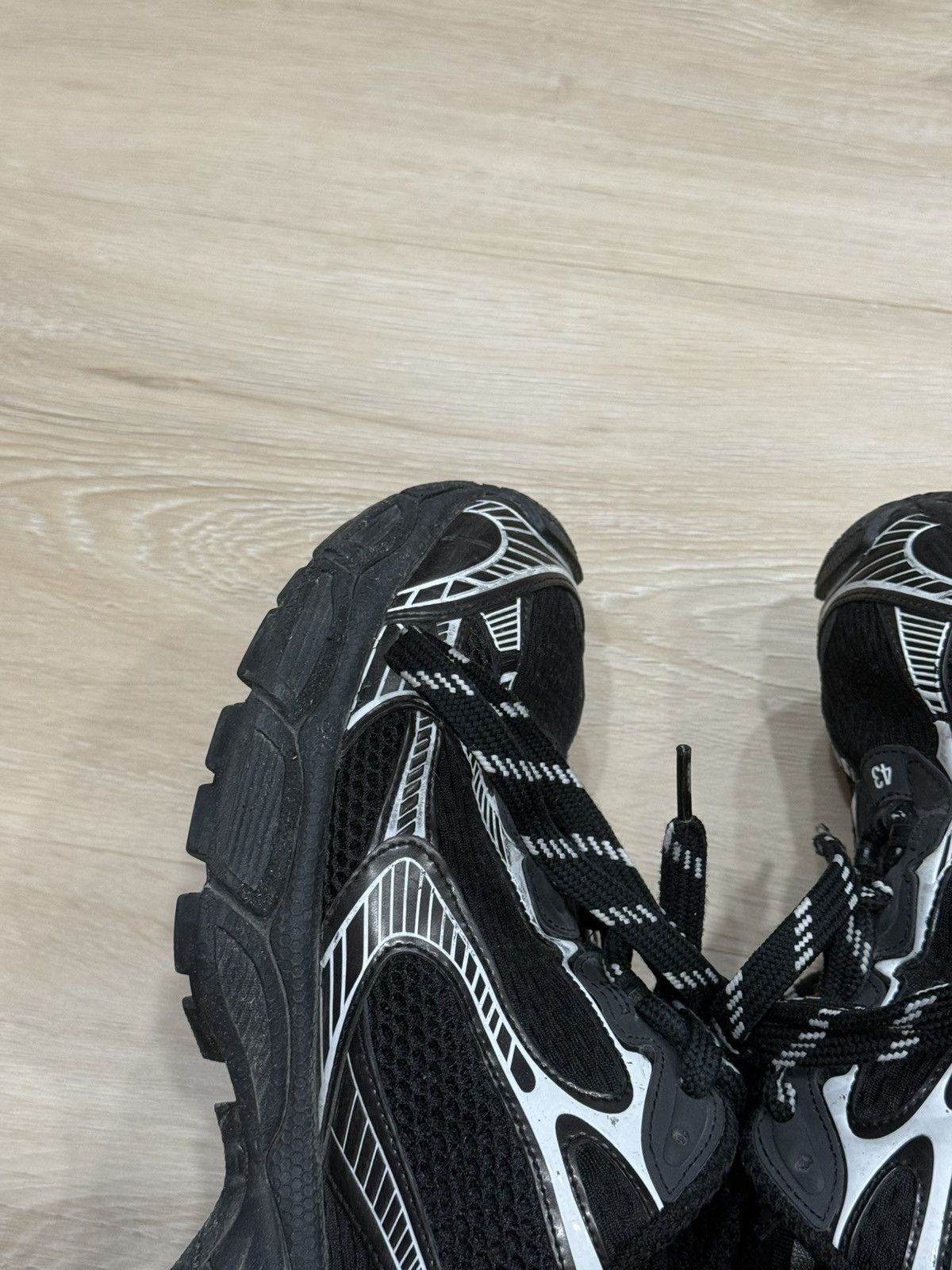 Balenciaga Balenciaga 3xl Sneakers Size US 10 / EU 43 - 9 Thumbnail
