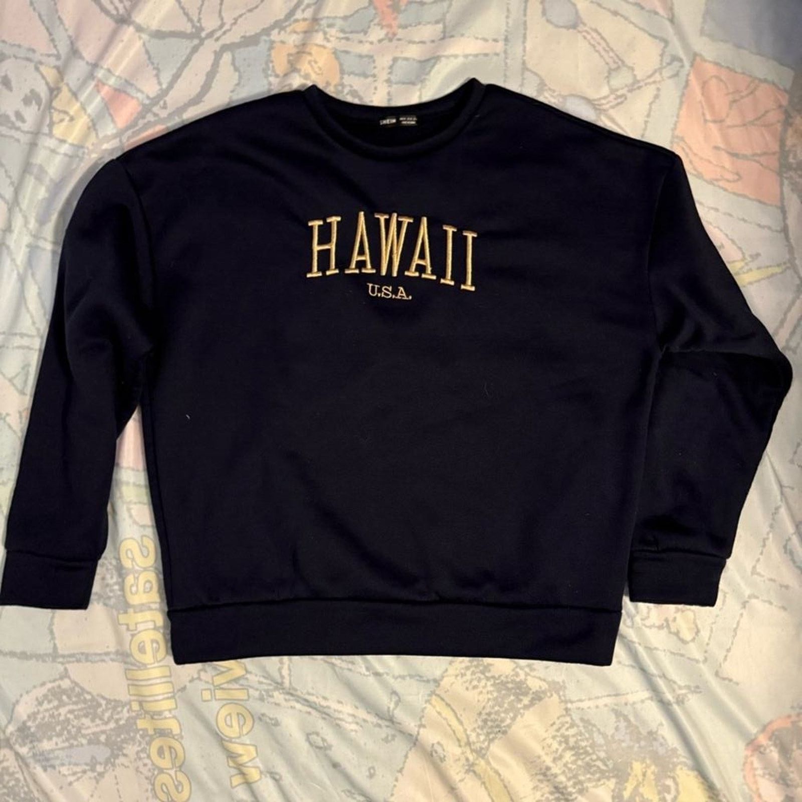 Shein SHEIN Black Crewneck Sweater with Metallic Text Size US M / EU 48-50 / 2 - 1 Thumbnail
