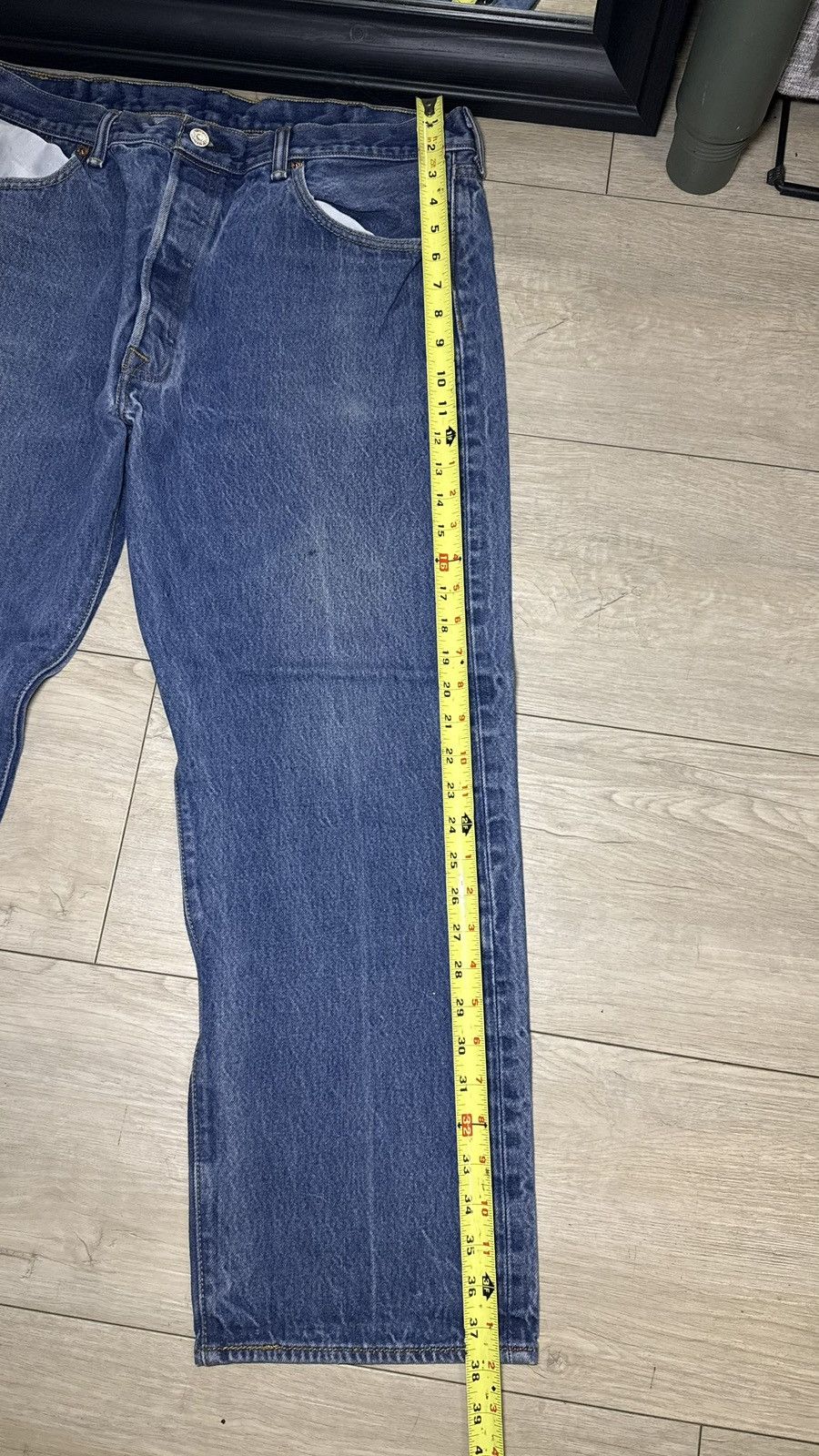 Levi's Vintage 1990s Levi’s 501 XX 40 x 30 Dark Acid Wash Denim Size US 38 / EU 54 - 8 Thumbnail