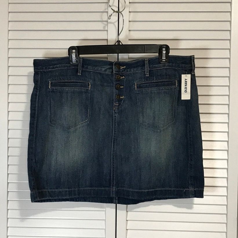 Old Navy NWT Old Navy Denim Blue Button-Fly Mini Jean Skirt 14 Size 39" - 1 Thumbnail