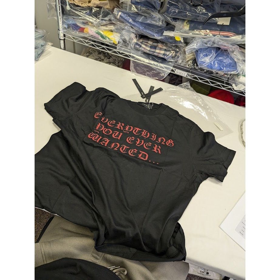 Amiri o1rshd1 Everything T-Shirt in Black / Red Size US XL / EU 56 / 4 - 21 Thumbnail
