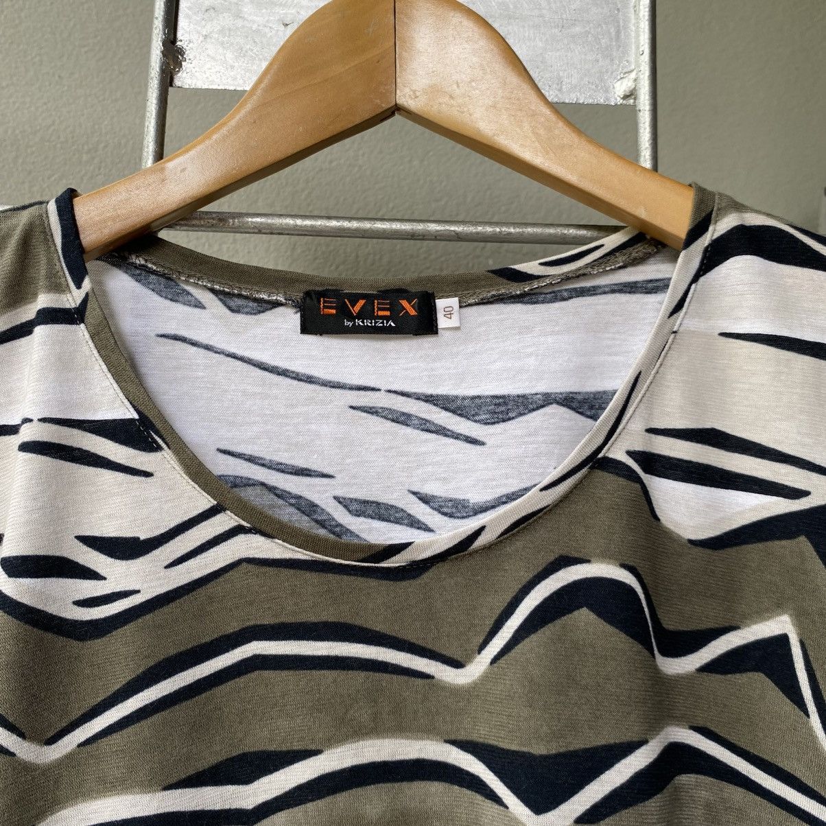 Designer EVEX Olive White Abstract Print T-Shirt Size S / US 4 / IT 40 - 7 Thumbnail