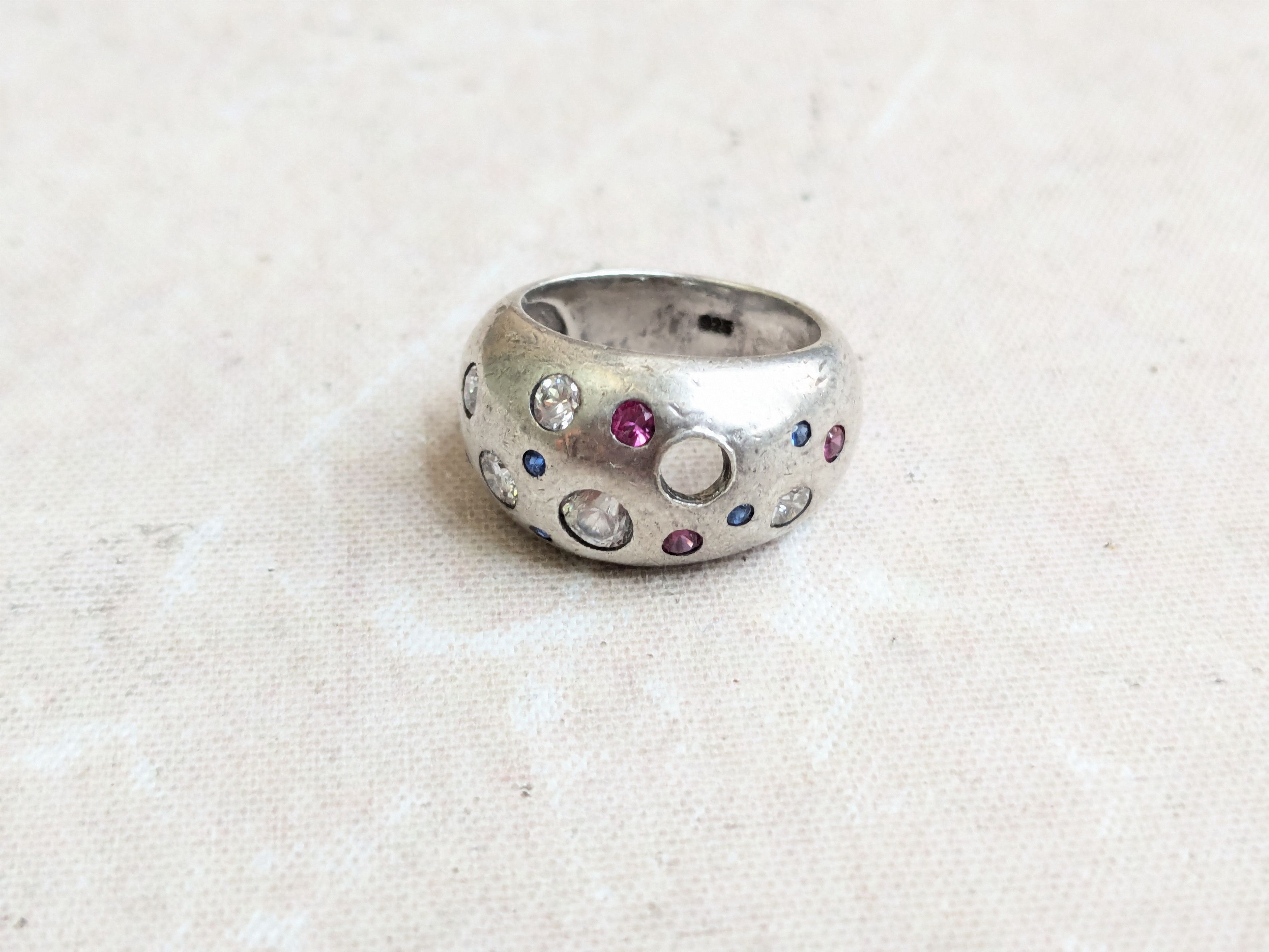 Sterling Silver Vintage Sterling Silver Ring Dome 5.25 Rainbow Y2K Size ONE SIZE - 1 Thumbnail