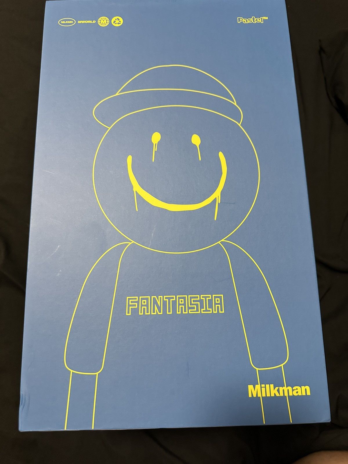 Mlkmn x ntwrk colmillo figure