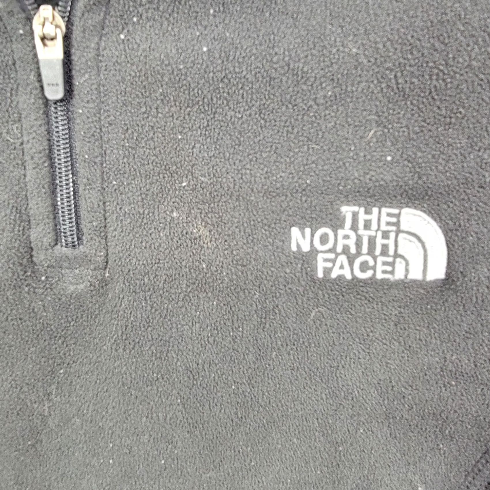 The North Face The North Face Jacket Womens M 1/4 Zip Fleece Black TKA 100 Modern Classic Outdoors Logo Zip Pocket Mid-Length Regular Fit 100 Polyester Black Womens Size M / US 6-8 / IT 42-44 - 5 Thumbnail