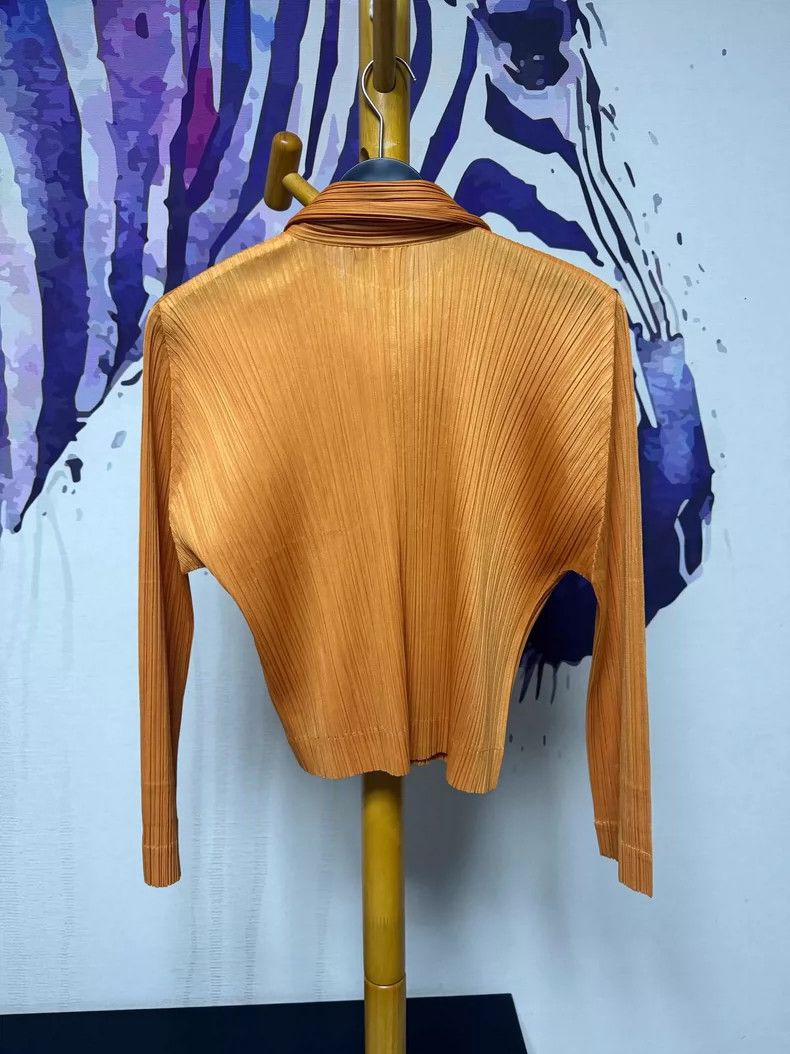 Issey Miyake Issey Miyake size:3 Yellow pleated zipper cardigan Size S / US 4 / IT 40 - 2 Thumbnail
