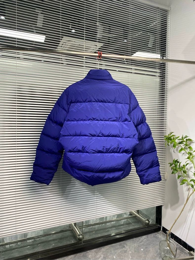 Balenciaga Balenciaga down jacket mailbox small logo silhouette hidden Size US L / EU 52-54 / 3 - 2 Thumbnail