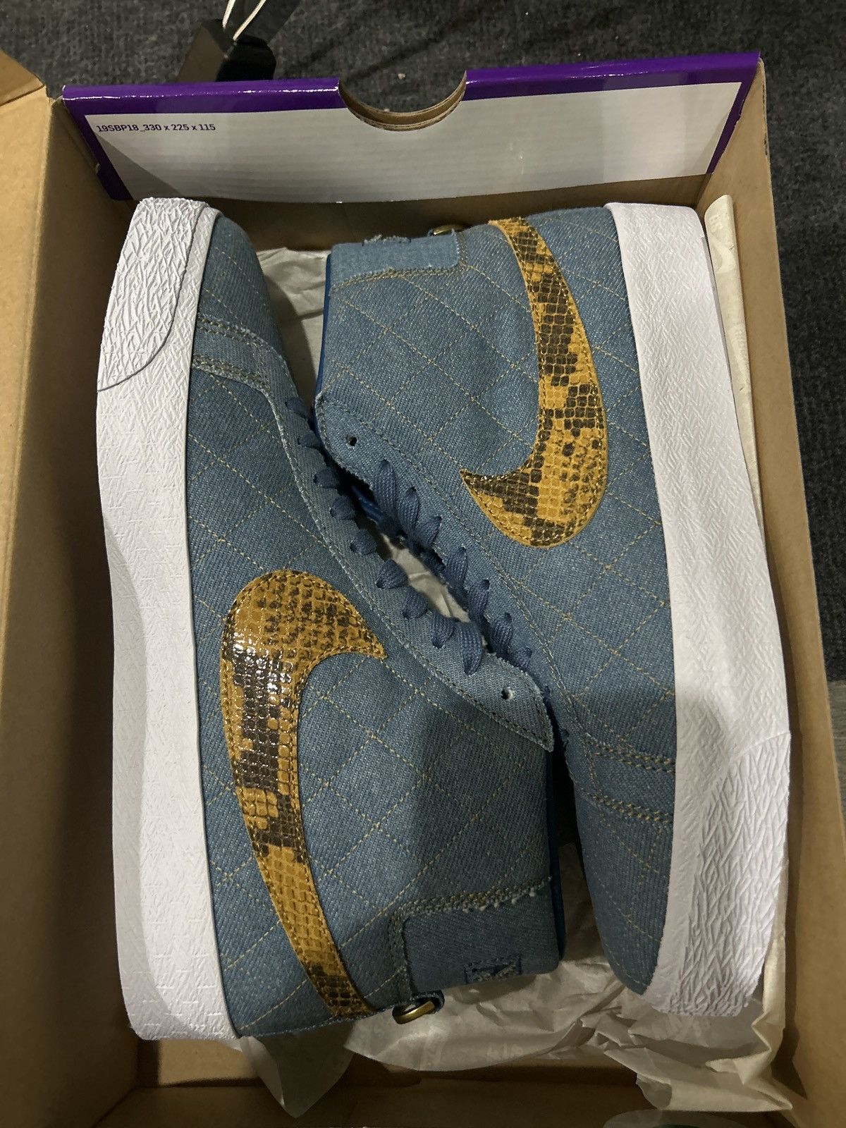 Nike Nike x Supreme Size US 9 / EU 42 - 4 Thumbnail