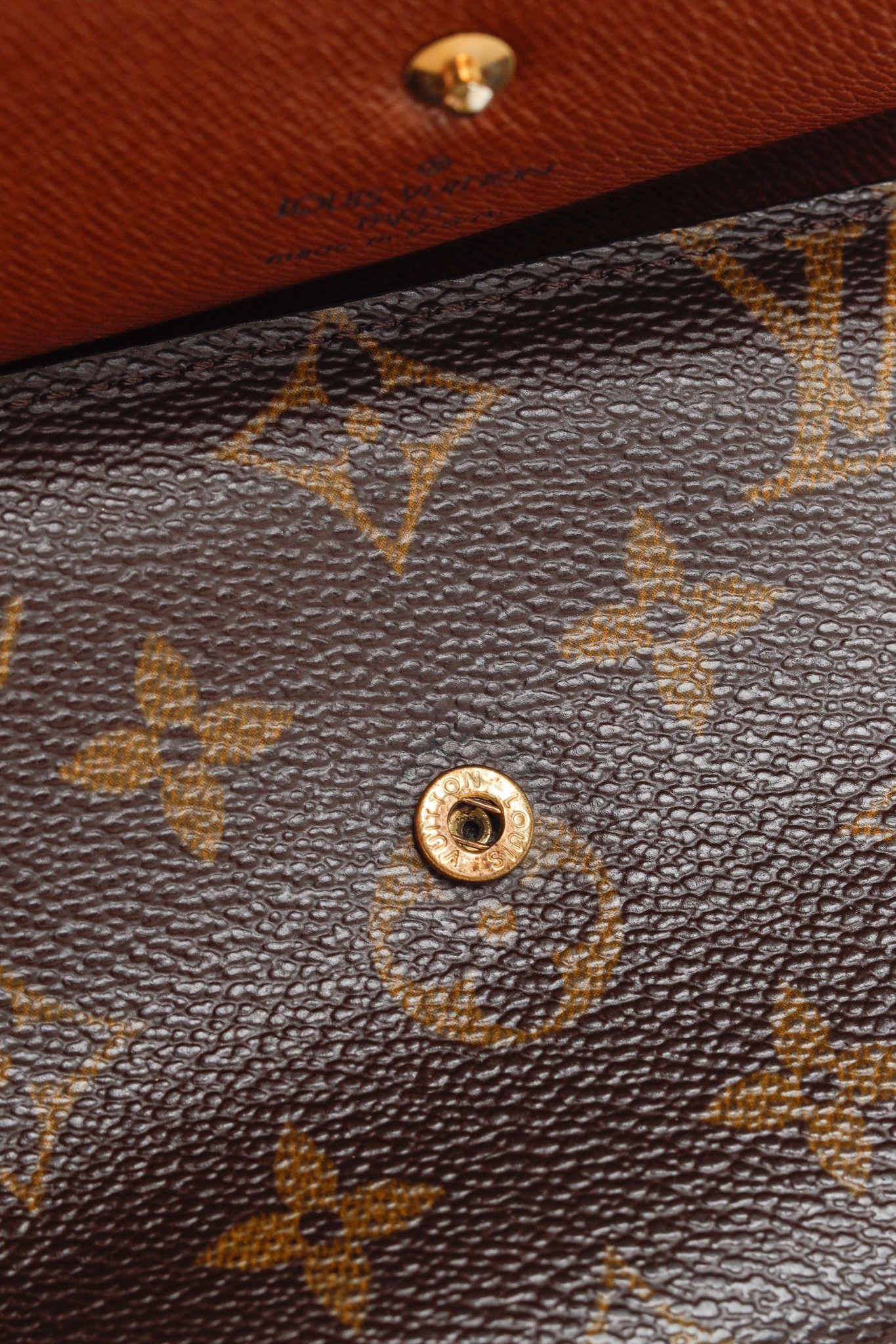 Louis Vuitton Louis Vuitton Porte Tresor Monogram Canvas Wallet Size ONE SIZE - 8 Thumbnail