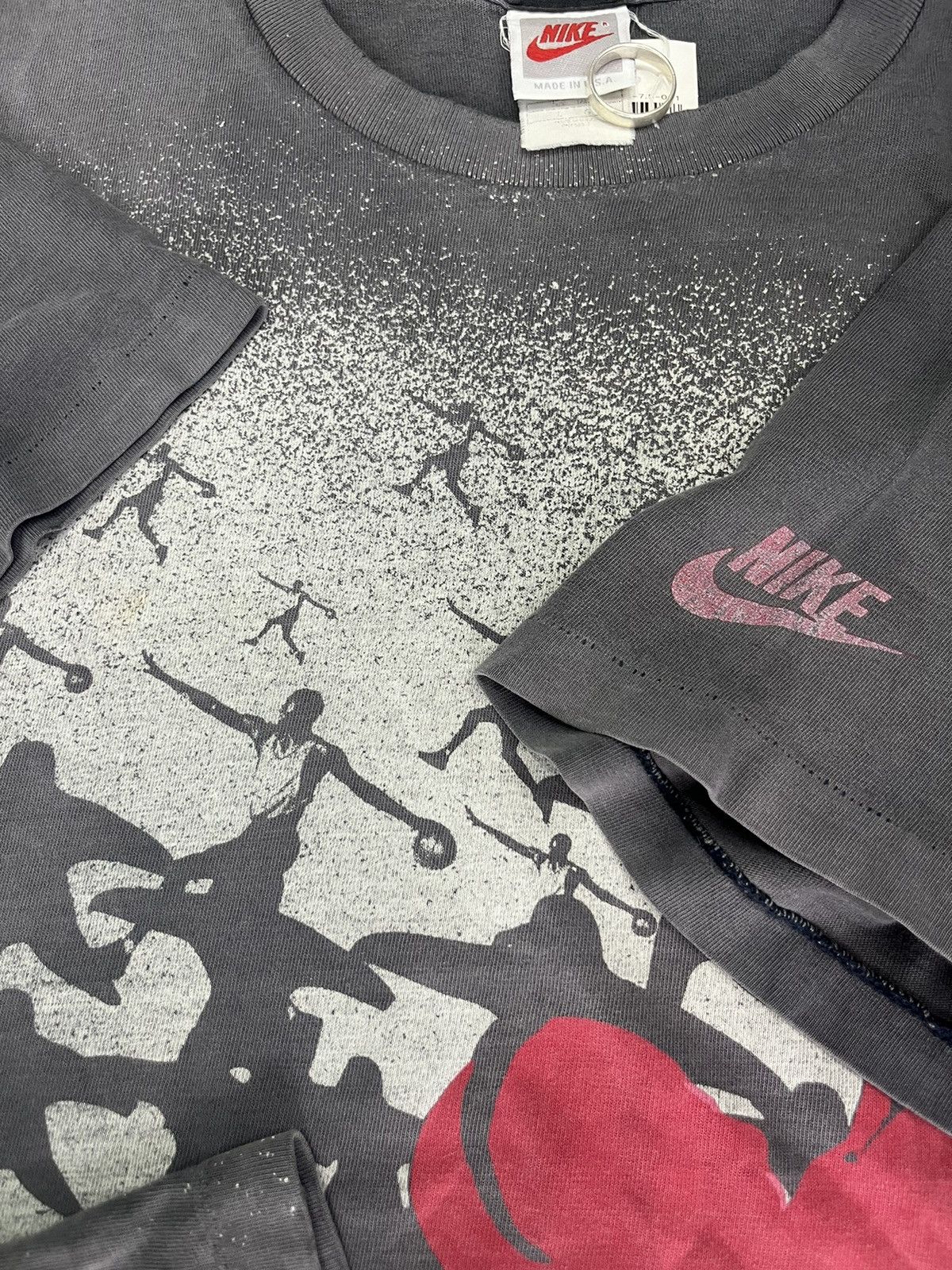 Jordan Brand × Nike × Vintage Vintage Nike Michael Jordan Ovp 90’s Tshirt Size US L / EU 52-54 / 3 - 8 Thumbnail
