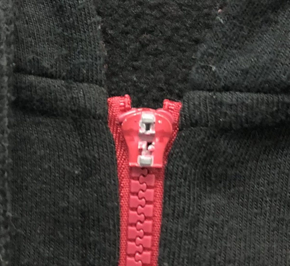 Anime × Japanese Brand × Vintage Hoozuki no Reitetsu Anime Hoodie – Black with Red Accents Size US XL / EU 56 / 4 - 11 Thumbnail