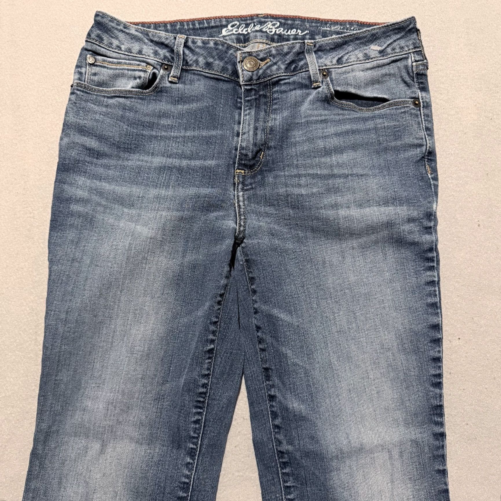Eddie Bauer Eddie Bauer Jeans Bootcut Womens Medium Blue Pockets 5-Pocket Denim Regular Rise Mid 28x26 Size M Size 32" / US 10 / IT 46 - 3 Thumbnail