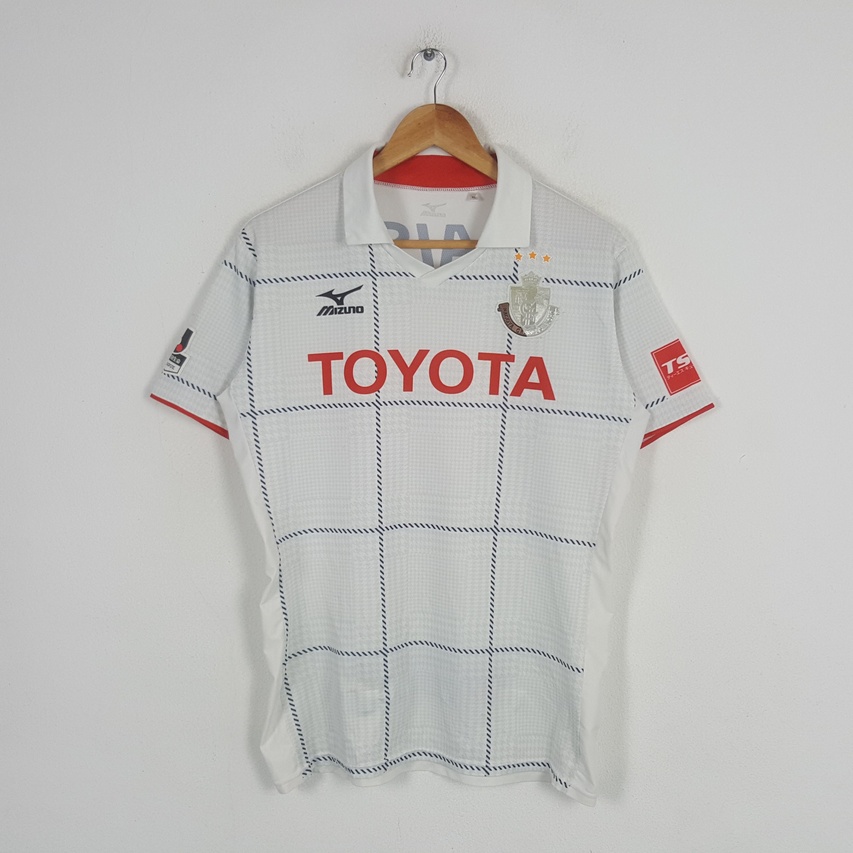 Mizuno Vintage Japan Toyota Sponsor Soccer Polos Jersey C285N56 Size US M / EU 48-50 / 2 - 1 Thumbnail