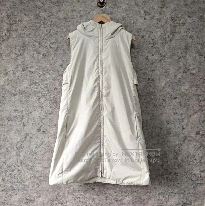 MaxMara Women's White Cotton Jacket .