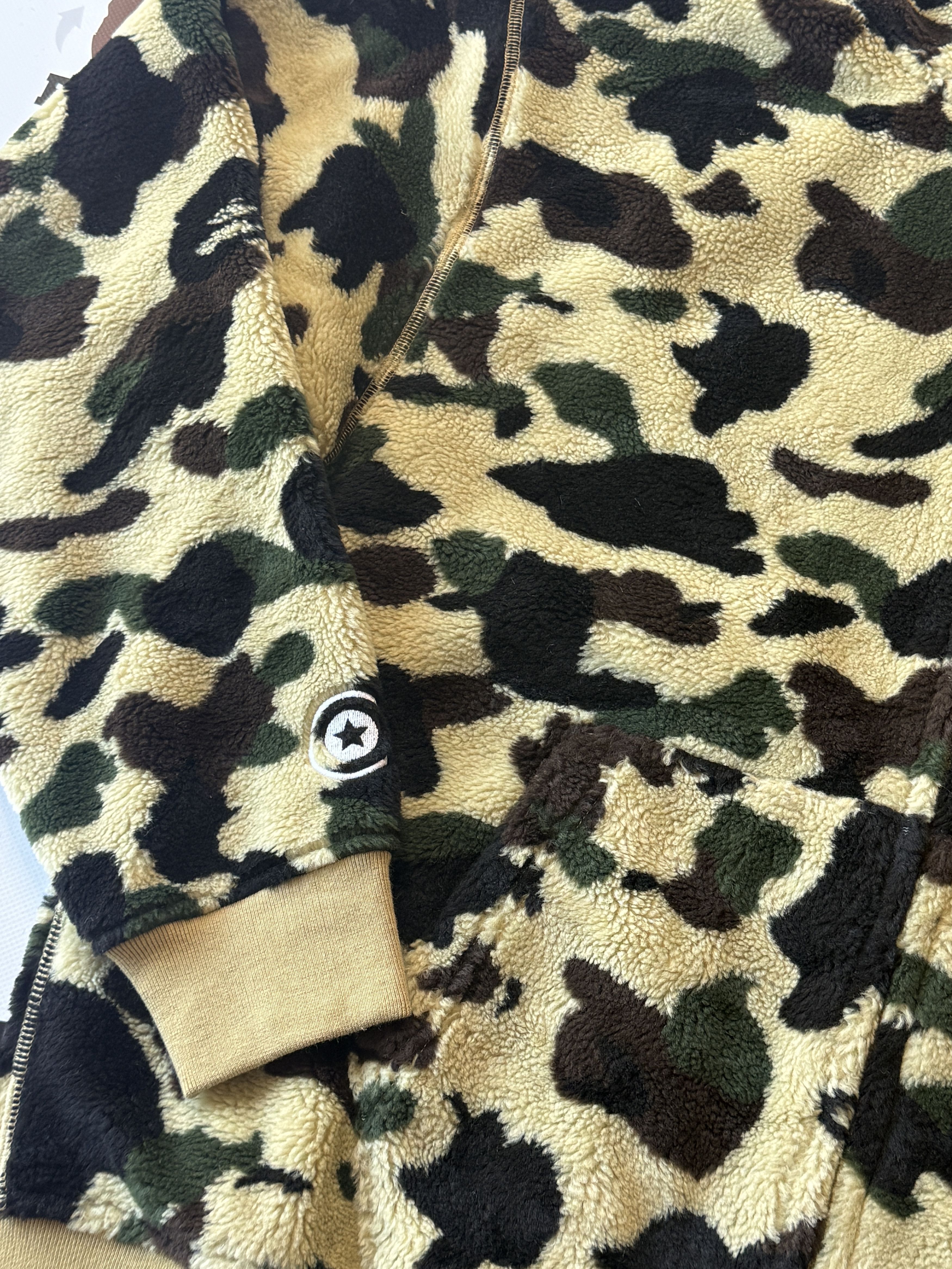 Bape × October's Very Own BAPE 1ST CAMO 2ND SHARK BOA HOODIE JACKET Size US L / EU 52-54 / 3 - 12 Thumbnail