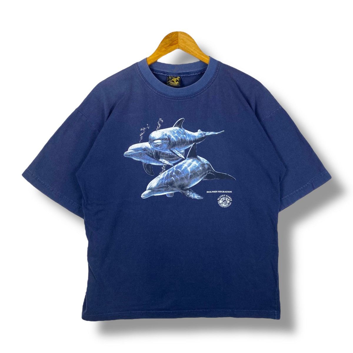 Other Vintage Planet Earth DOLPHIN MIGRATION Graphic Tee Shirt Size US XL / EU 56 / 4 - 1 Thumbnail