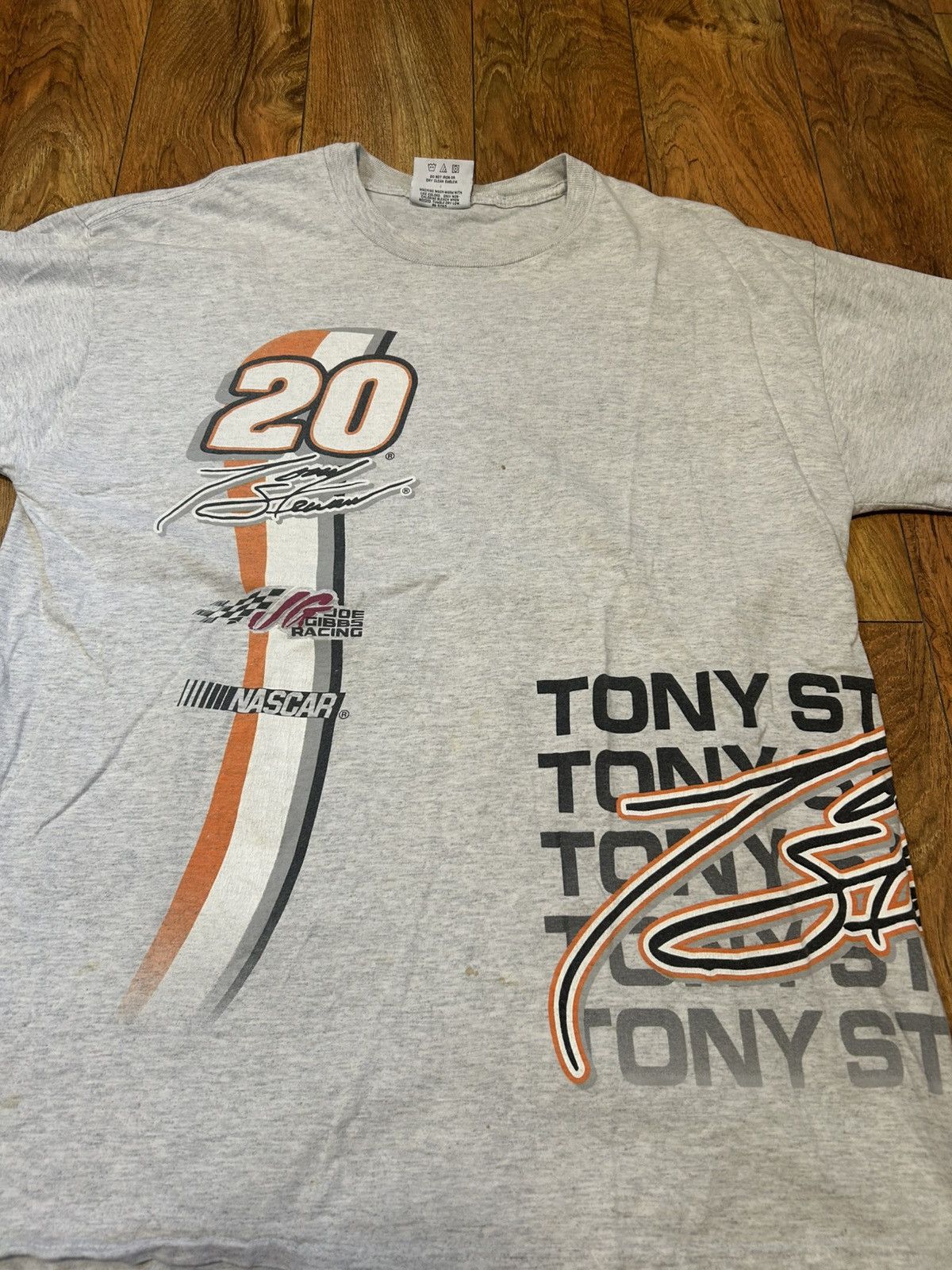 NASCAR Vintage Tony Stewart 20 NASCAR Racing Tee Size US L / EU 52-54 / 3 - 3 Thumbnail