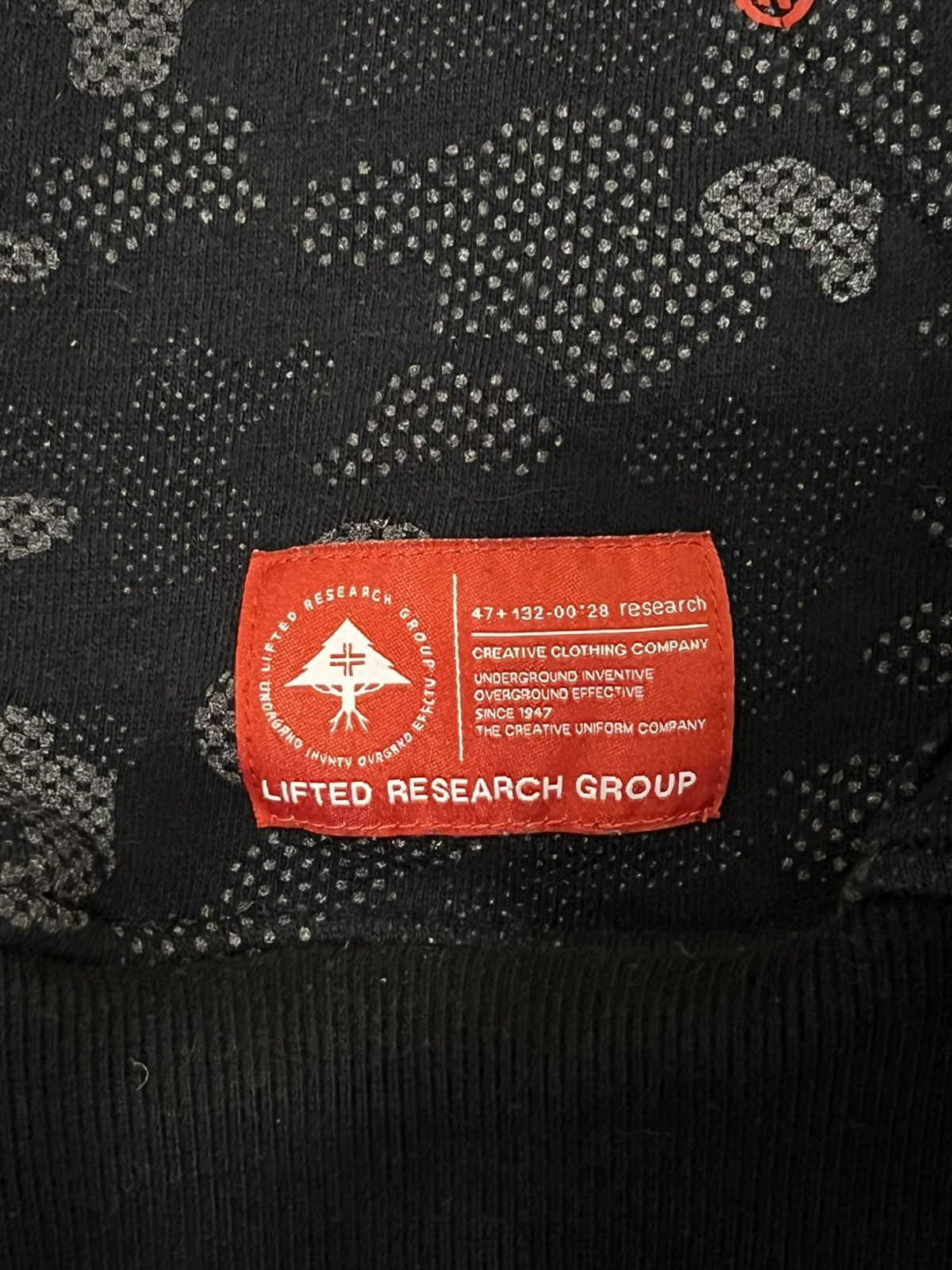 LRG LRG X Coca-Cola reflective hoodie Size US M / EU 48-50 / 2 - 2 Thumbnail