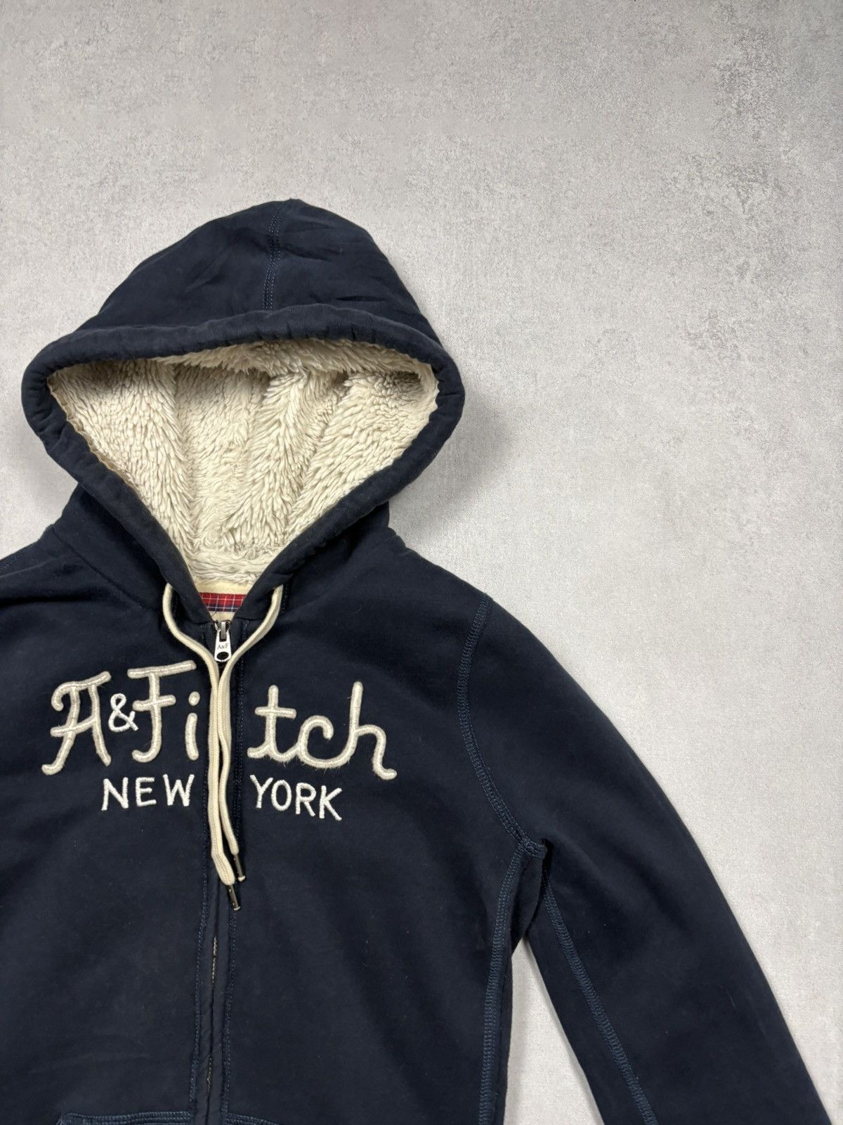 Abercrombie & Fitch Abercrombie & Fitch Fuzzy Sherpa Zip Hoodie Navy Y2K Vintage Size M / US 6-8 / IT 42-44 - 2 Thumbnail