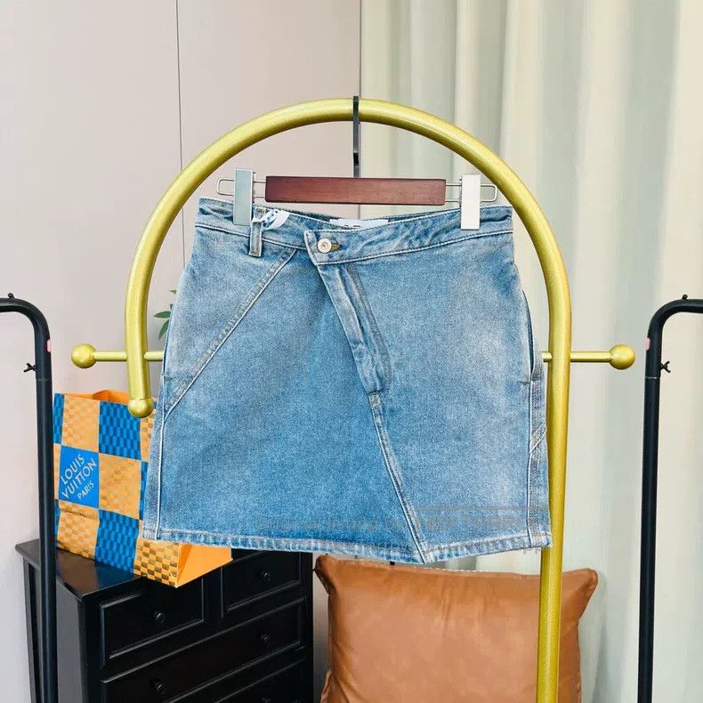 Loewe Loewe Blue Back Leather Label Denim Skirt Size 42" / US 20 - 1 Thumbnail