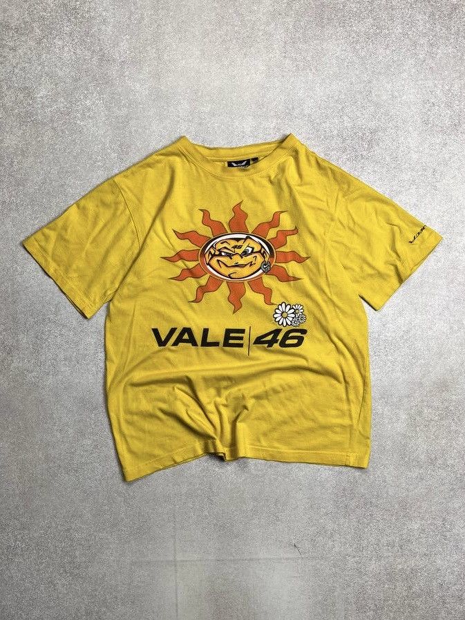 Vintage Vintage Valentino Rossi The Doctor Moto Boxy Racing T-shirt Size US L / EU 52-54 / 3 - 3 Thumbnail