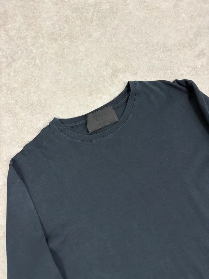 Prada 2000s Prada Black Minimalist Longsleeve T-Shirt Size US S / EU 44-46 / 1 - 5 Thumbnail