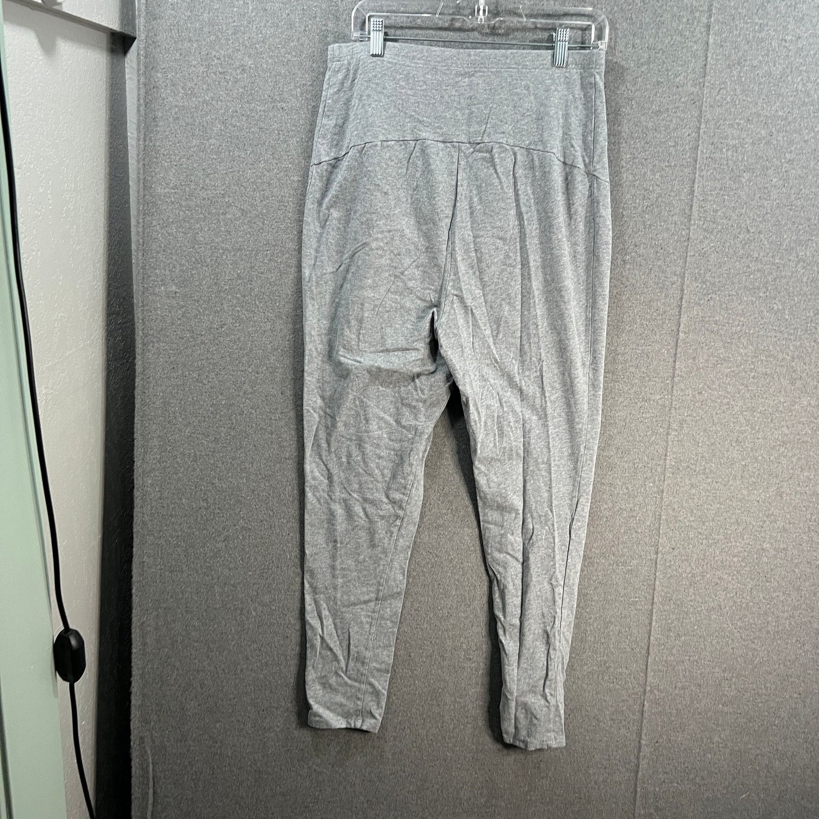 Other Time & Tru Maternity Women Pants Gray Size Large Size 36" / US 14 / IT 50 - 2 Thumbnail