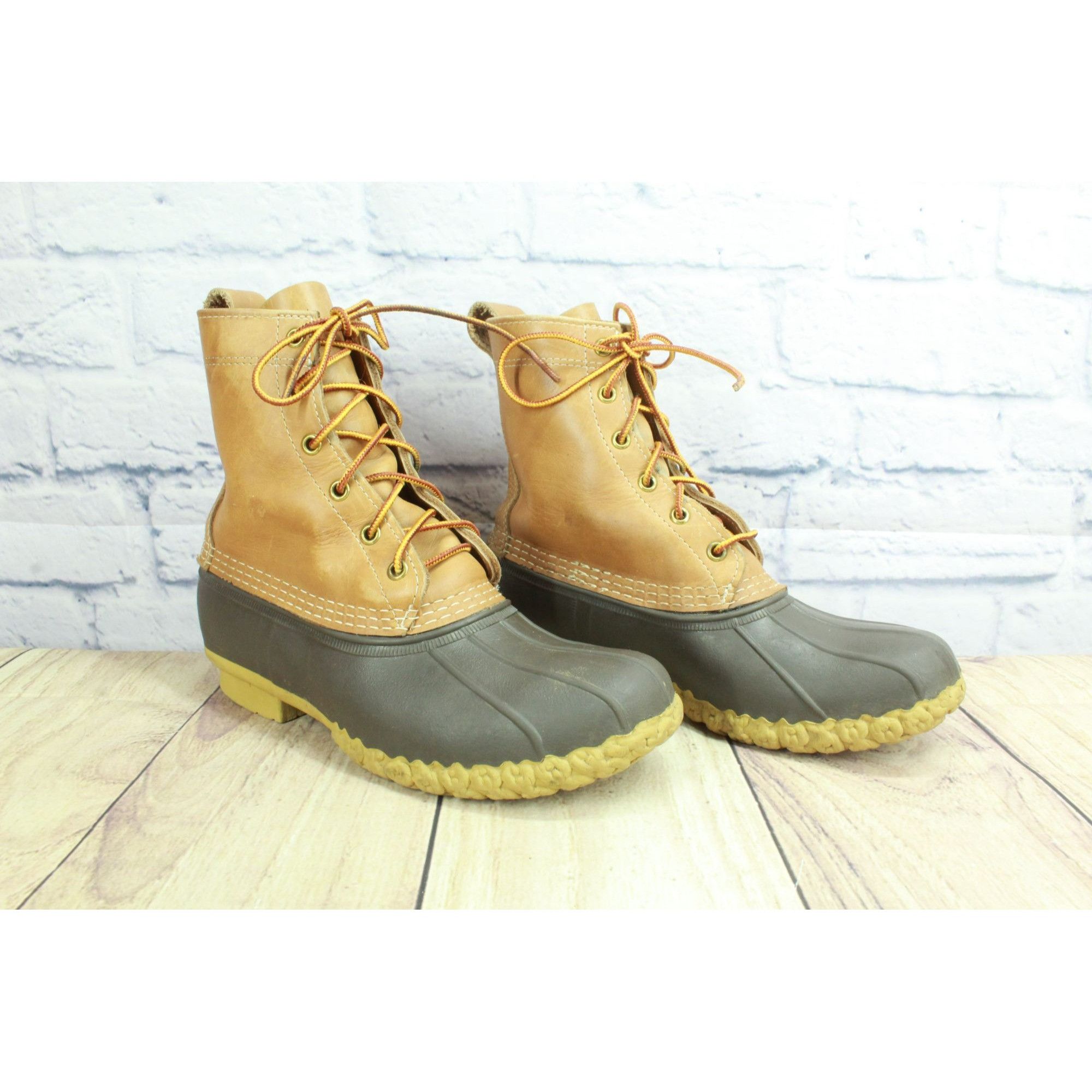 Leather LL Bean Women's Lace Up Insulated Ankle Duck Boots Size US 7 / IT 37 - 3 Thumbnail