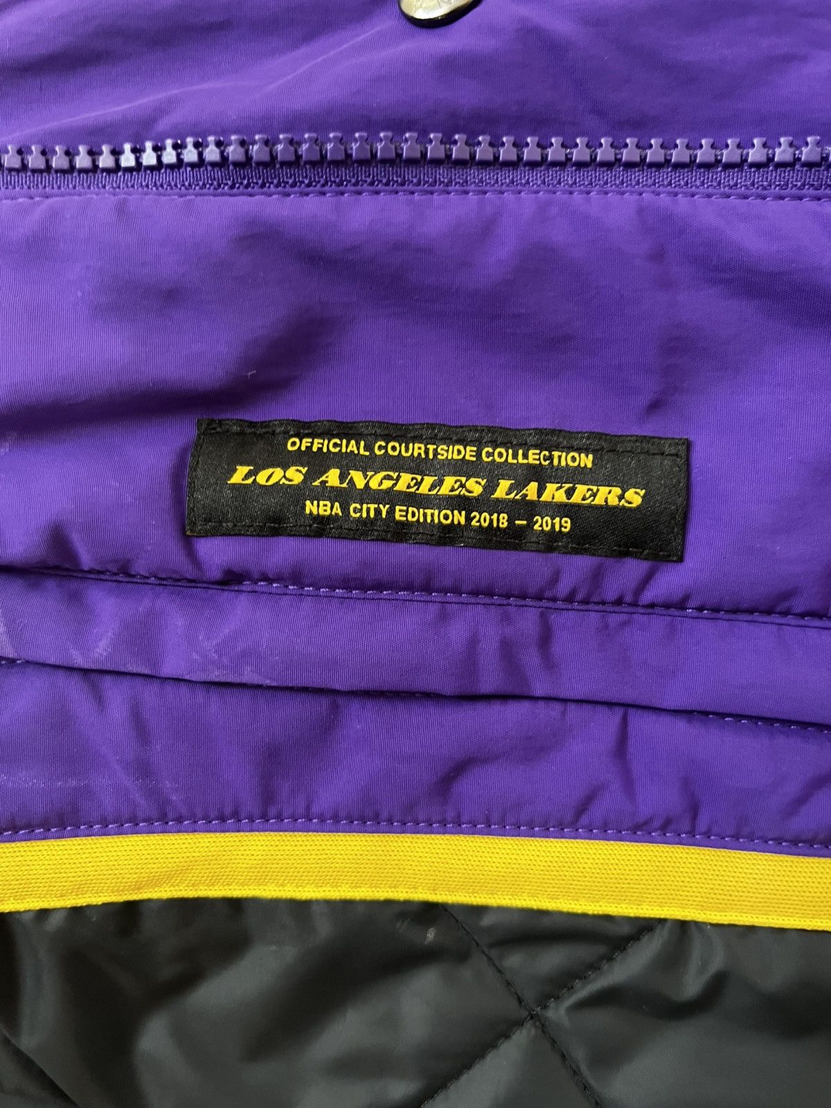 Nike Nike Los Angeles Lakers Courtside Full-Zip Bomber Jacket Size US M / EU 48-50 / 2 - 5 Thumbnail