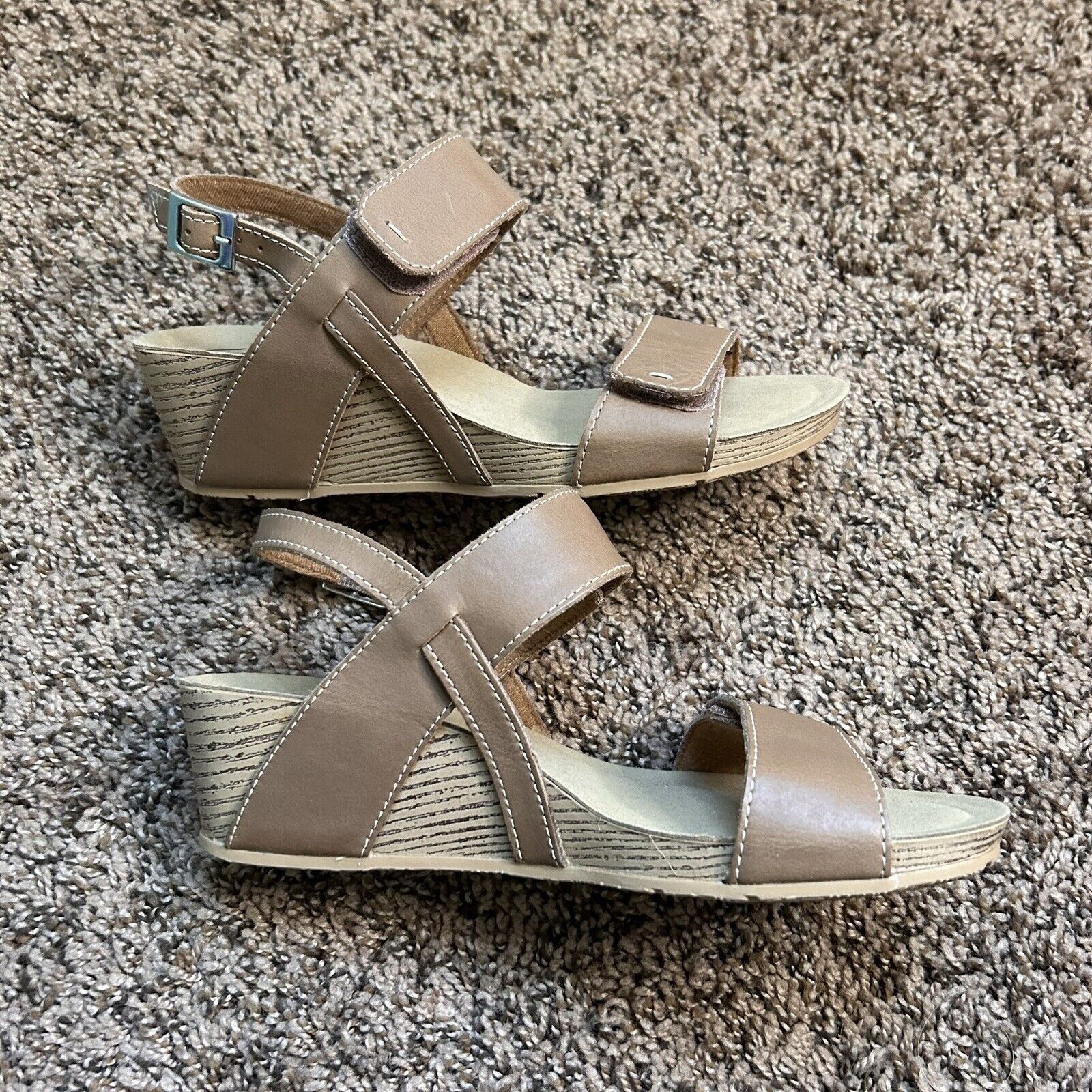 Clarks Clarks Women's Alto Disco Size 6M Beige - NWOB #65195 Size US 6 / IT 36 - 7 Thumbnail