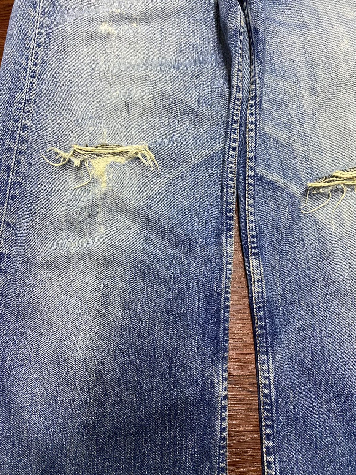 Levi's Vintage Clothing Vintage Levis 503 80’s Faded Wash Distressed Loose Jeans Size US 32 / EU 48 - 7 Thumbnail