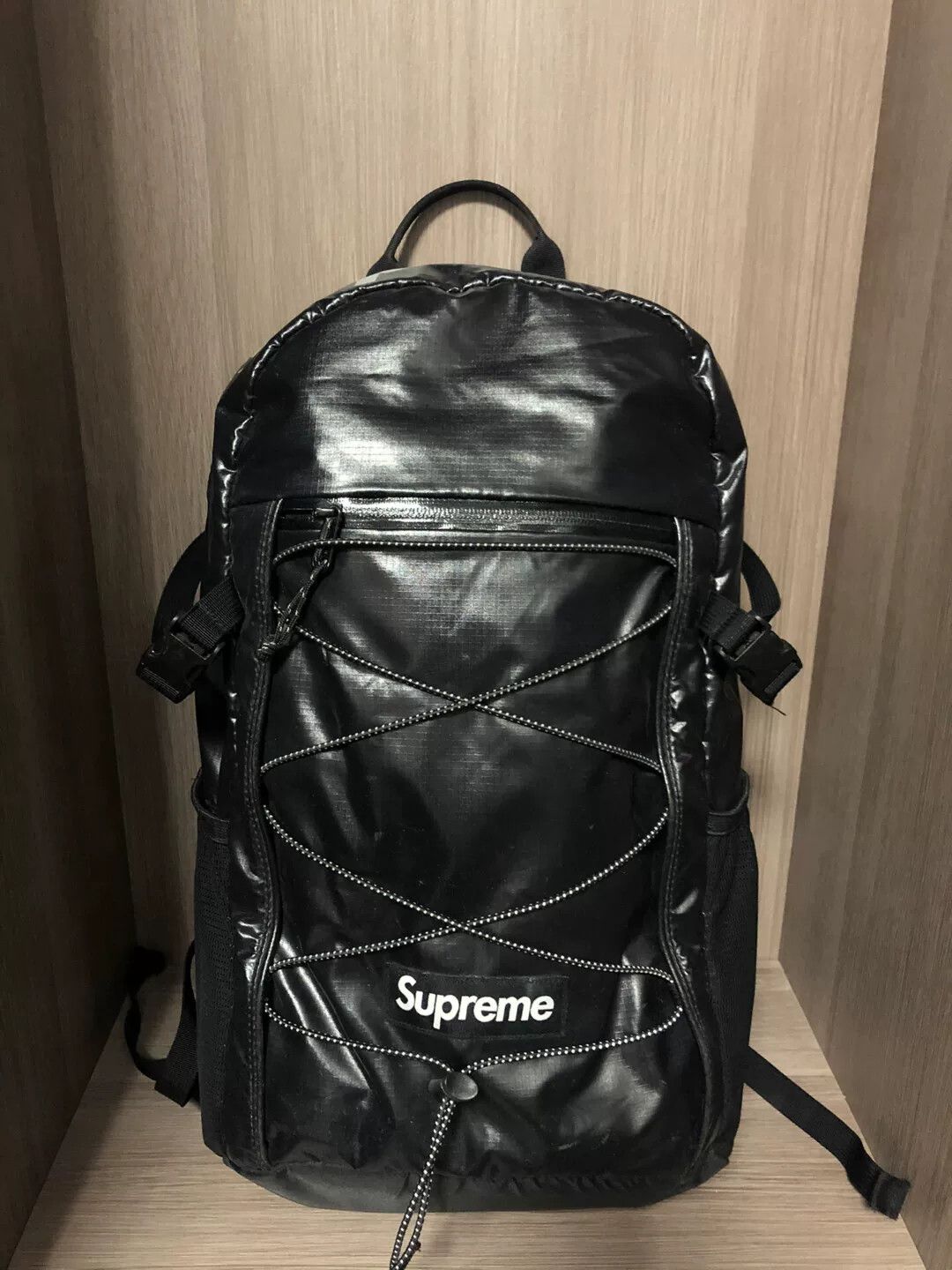 Supreme Supreme 3M Reflective Repeat Duffle Bag White | Grailed