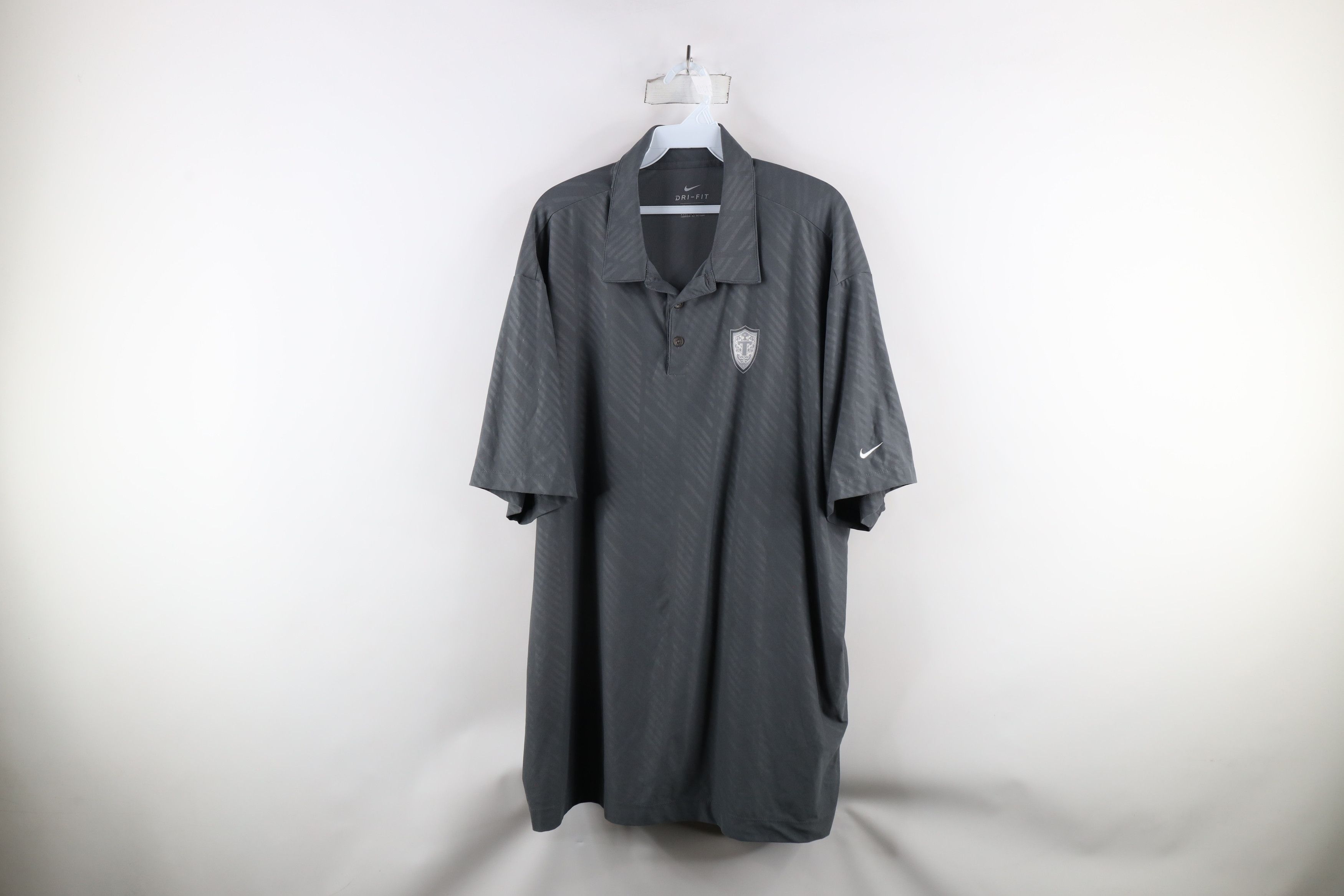 Nike × Vintage Nike Golf of Toledo Crest Striped Collared Polo Shirt Gray Size US XXL / EU 58 / 5 - 1 Thumbnail